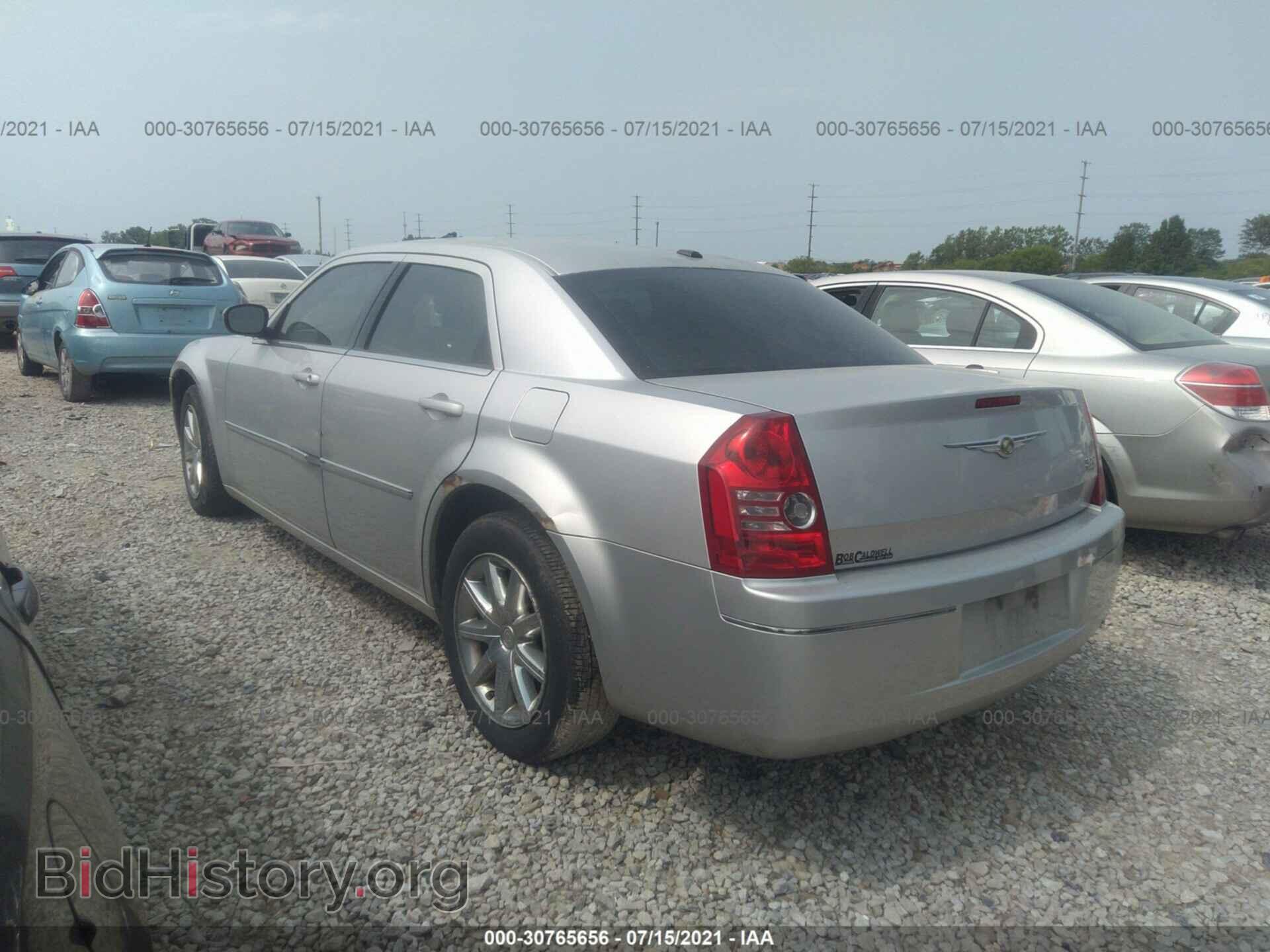 2009 CHRYSLER 300 - VIN: 2C3LA53V89H578097 - Фото 3