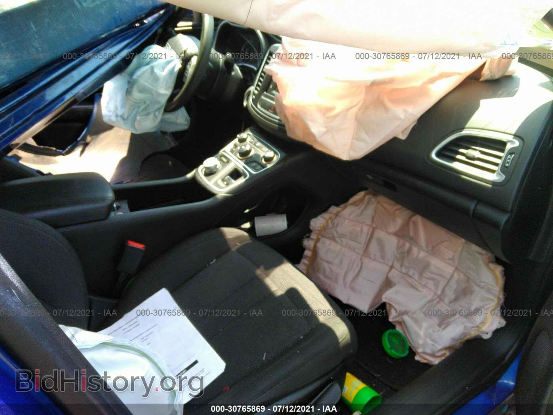 2015 CHRYSLER 200 - VIN: 1C3CCCAB1FN684627 - Фото 5