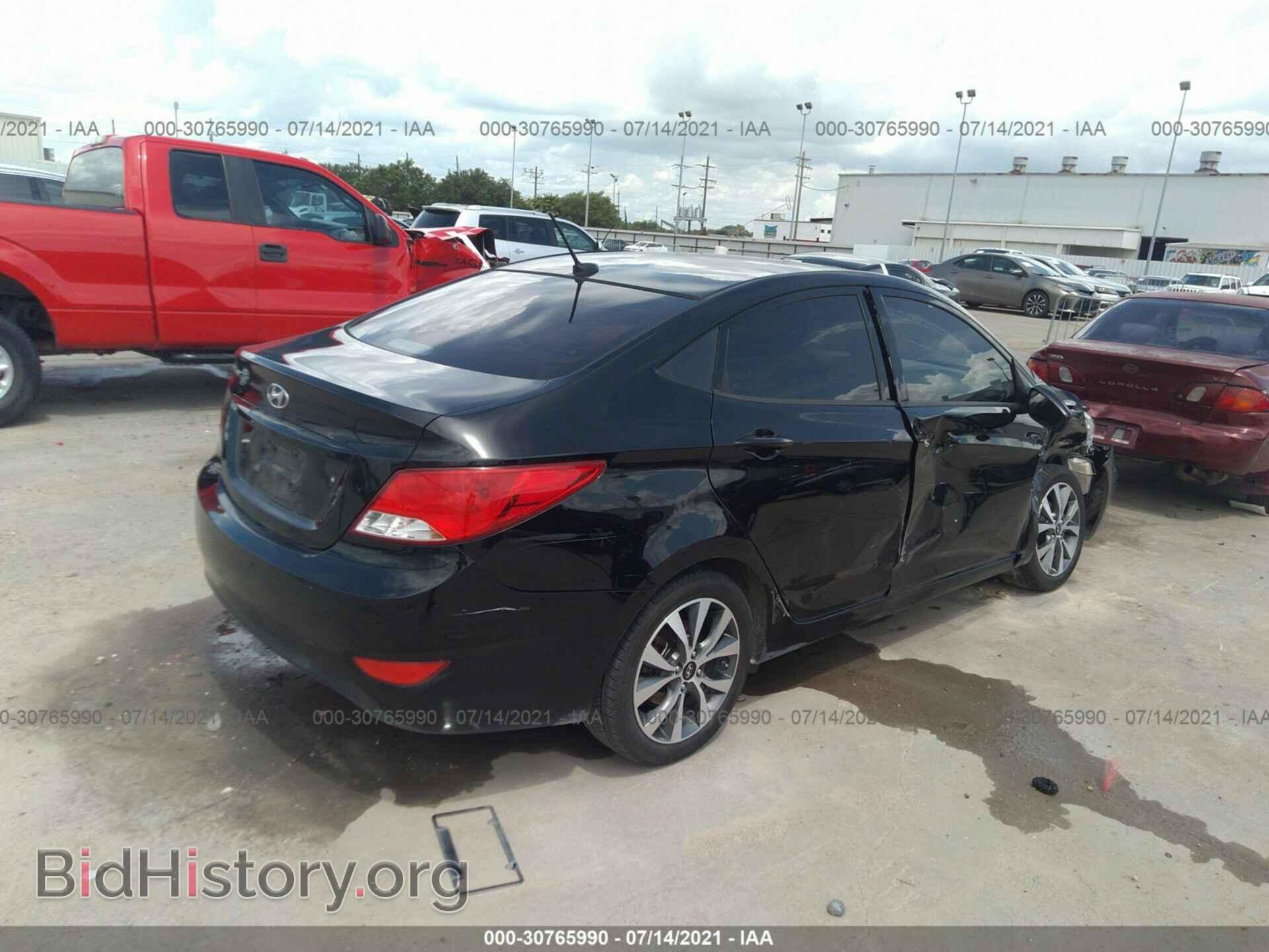 2015 HYUNDAI ACCENT - VIN: KMHCU4AE0FU821843 - Фото 4