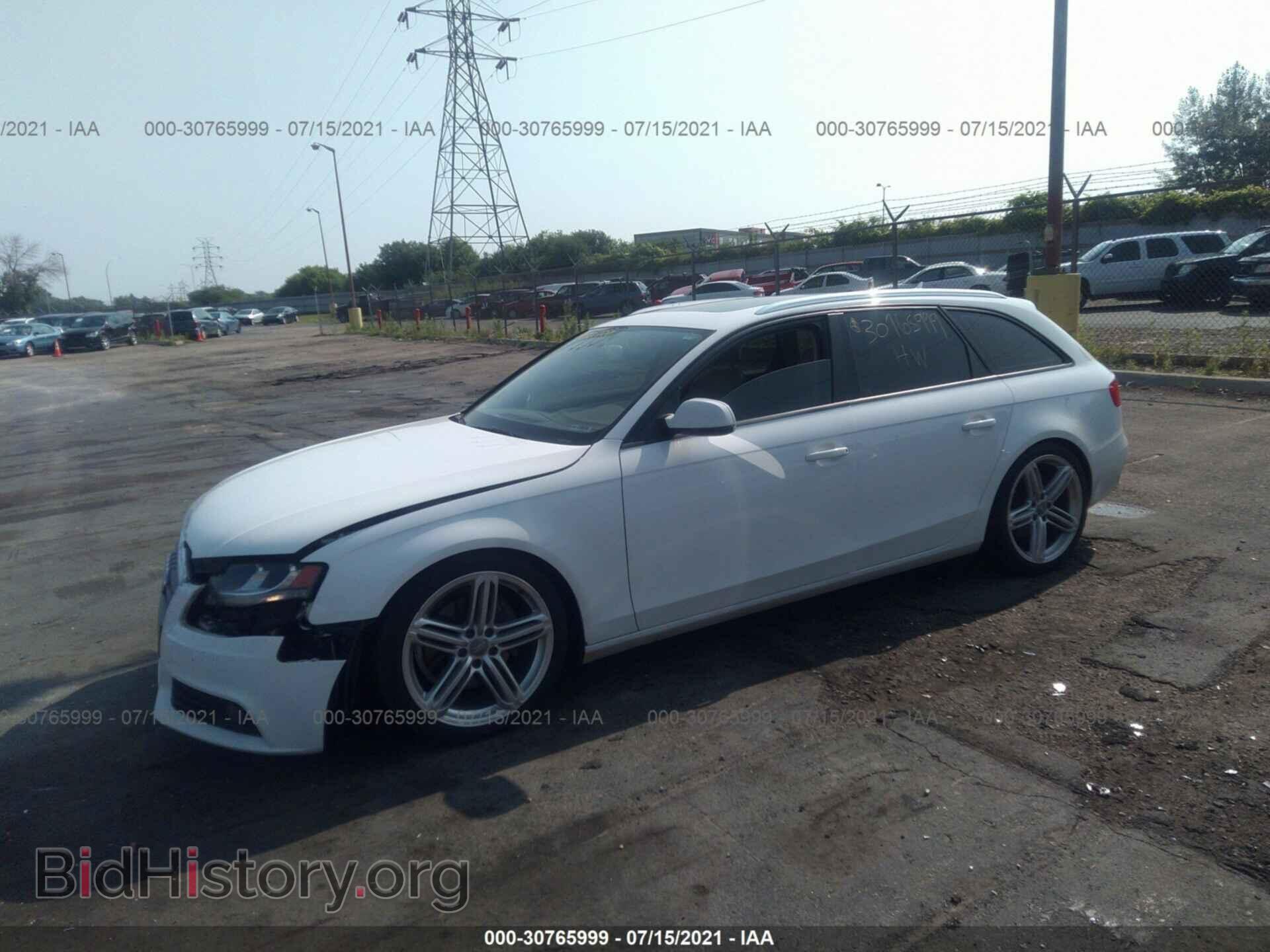 2011 AUDI A4 - VIN: WAUSFAFL7BA162569 - Фото 2
