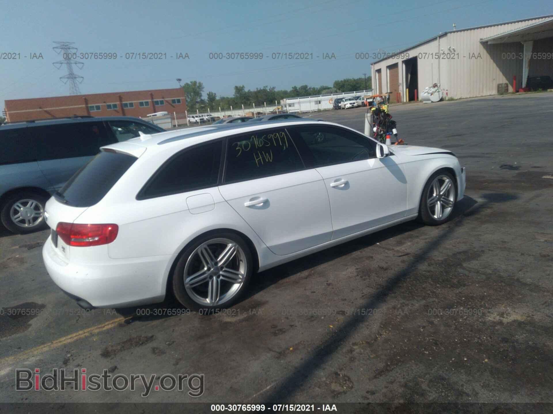 2011 AUDI A4 - VIN: WAUSFAFL7BA162569 - Фото 4