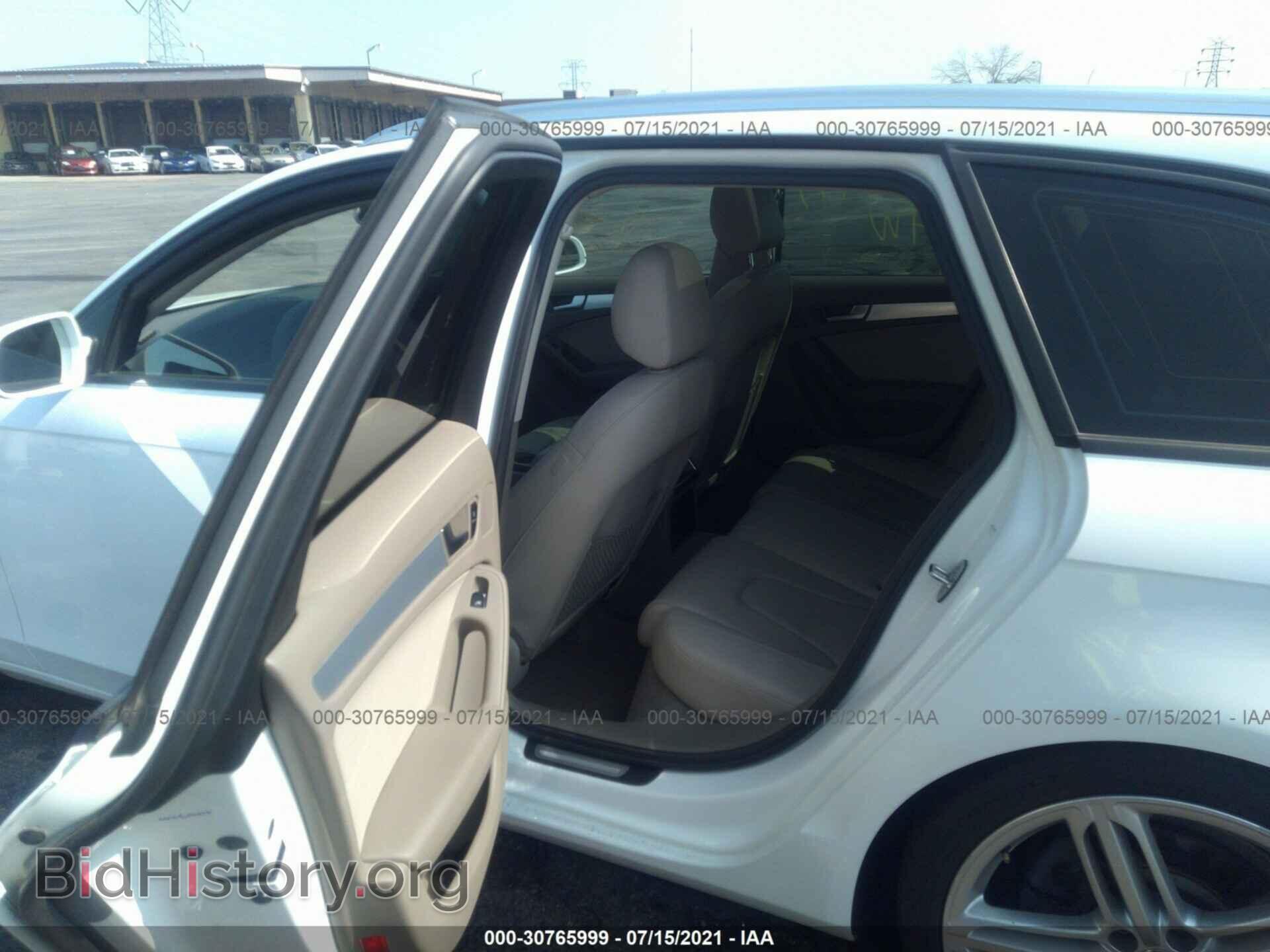 2011 AUDI A4 - VIN: WAUSFAFL7BA162569 - Фото 8