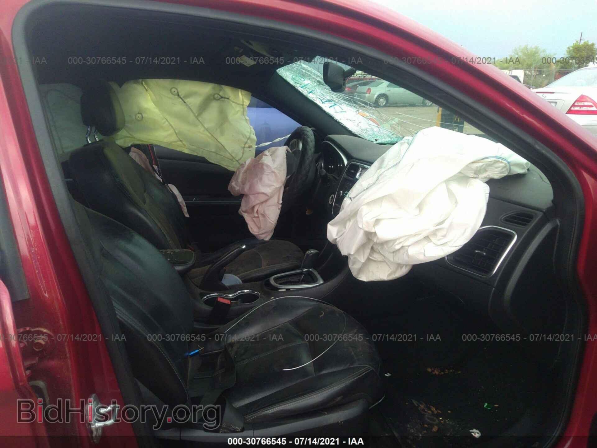 2014 CHRYSLER 200 - VIN: 1C3CCBCG7EN172775 - Фото 5