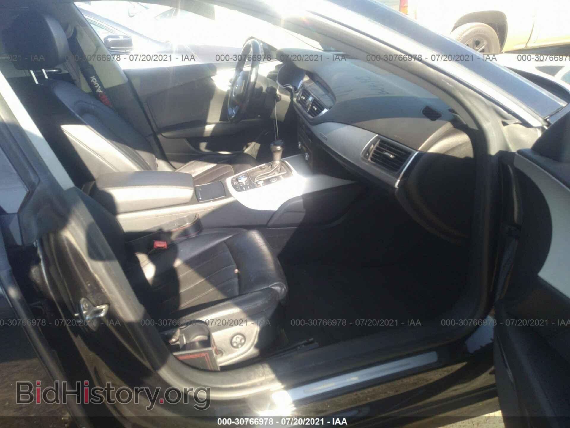 2012 AUDI A7 - VIN: WAUSGAFC7CN021136 - Фото 5