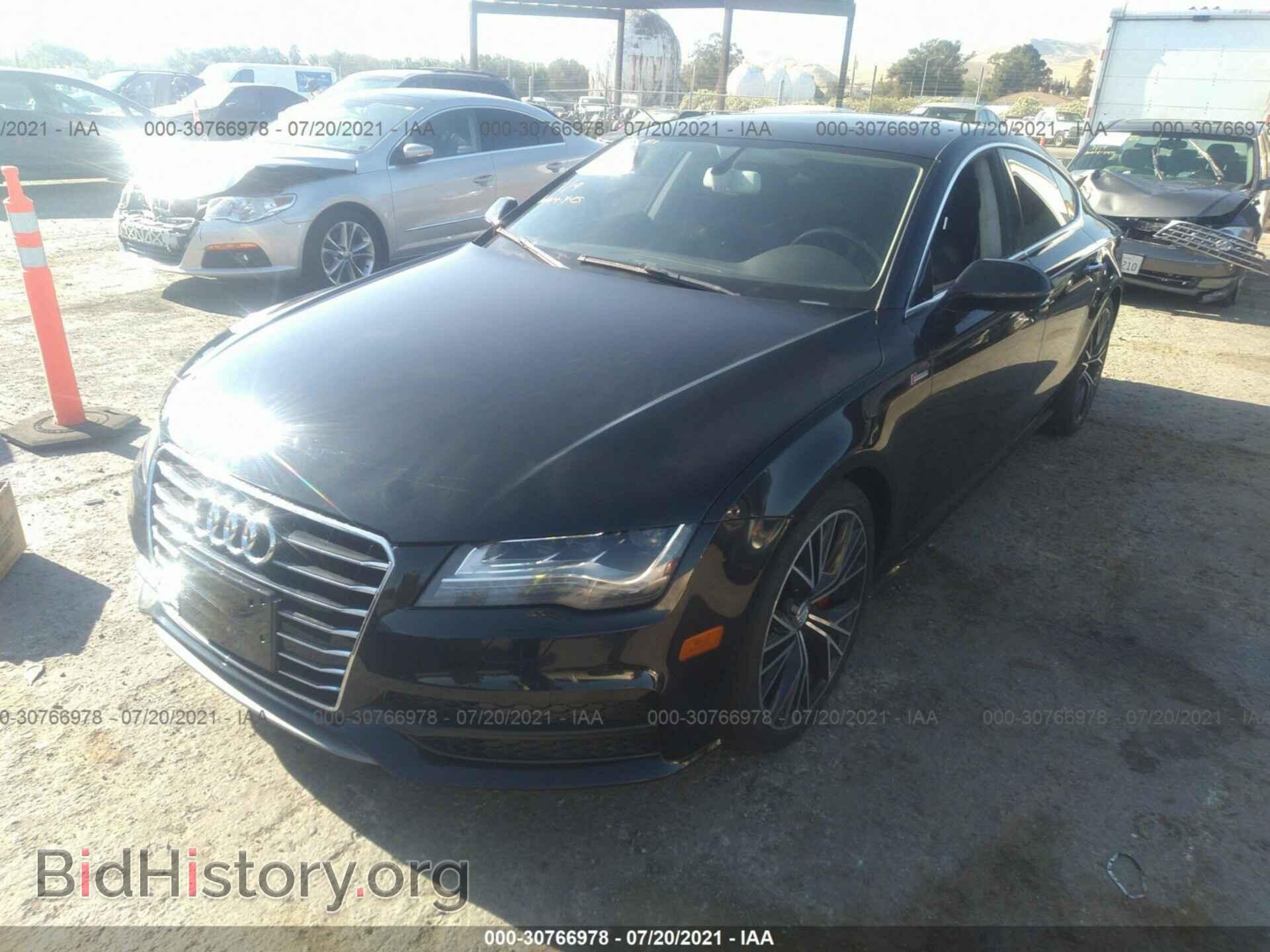 2012 AUDI A7 - VIN: WAUSGAFC7CN021136 - Фото 6