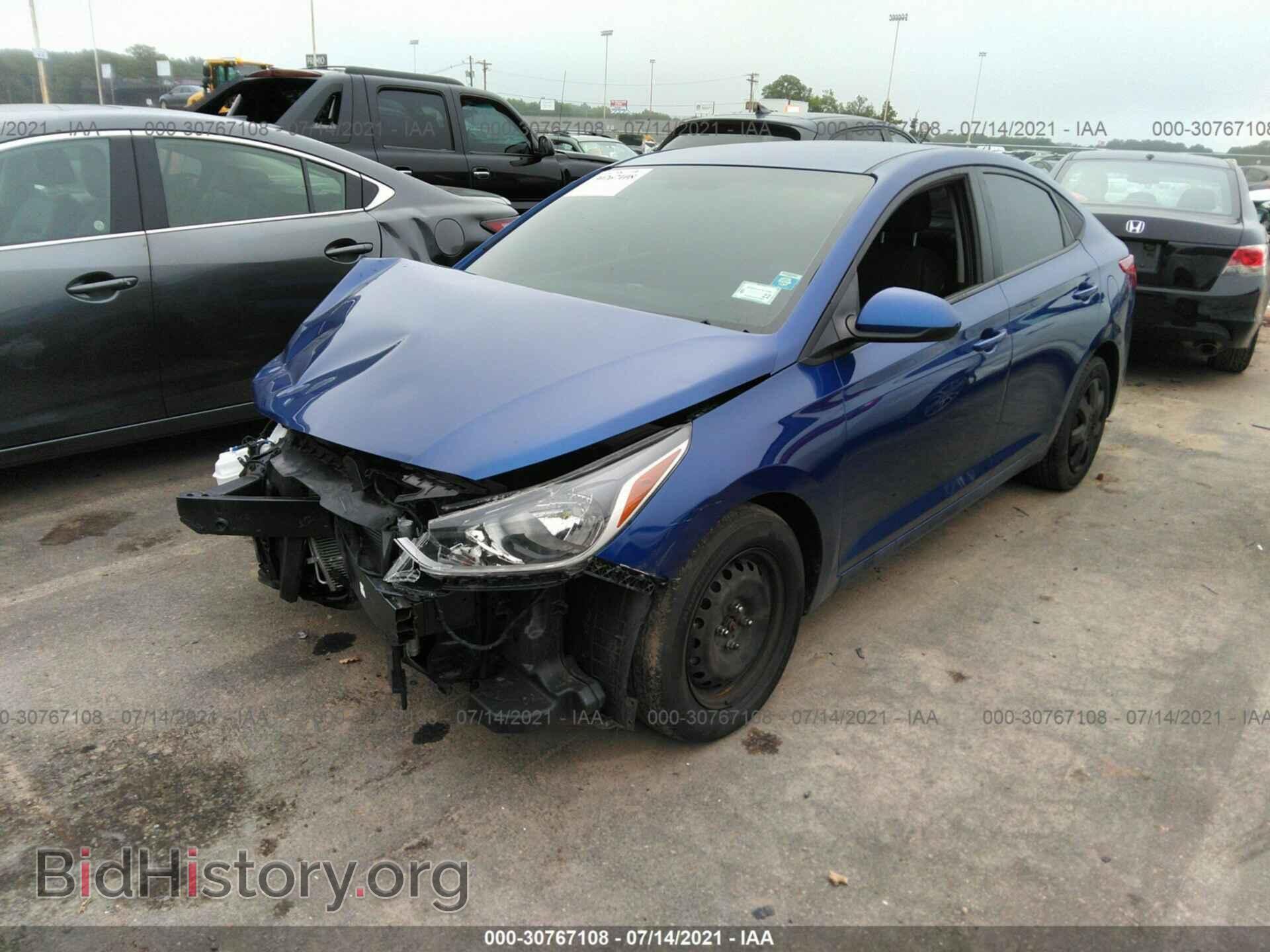 2019 HYUNDAI ACCENT - VIN: 3KPC24A3XKE063950 - Фото 2