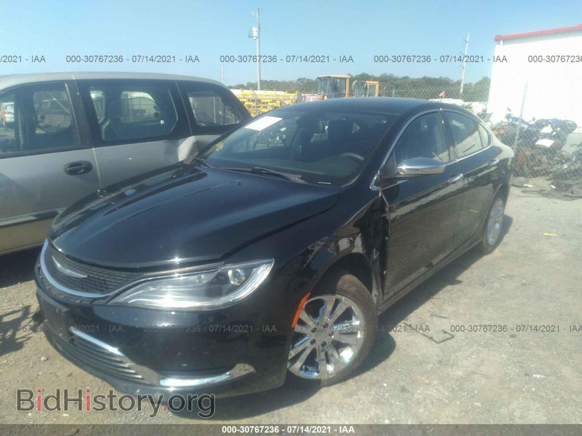 2015 CHRYSLER 200 - VIN: 1C3CCCAB5FN716589 - Фото 2