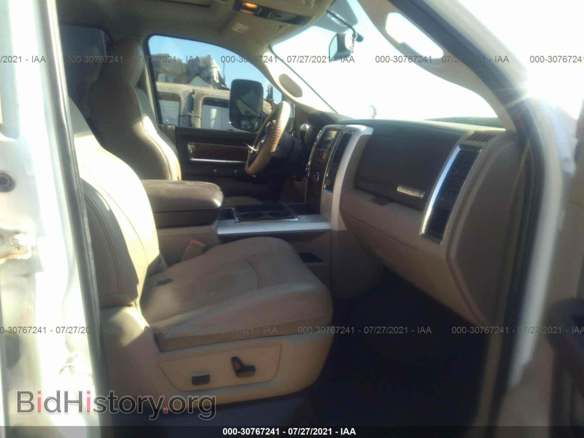 2011 RAM 3500 - VIN: 3D73Y4HL5BG572004 - Фото 5