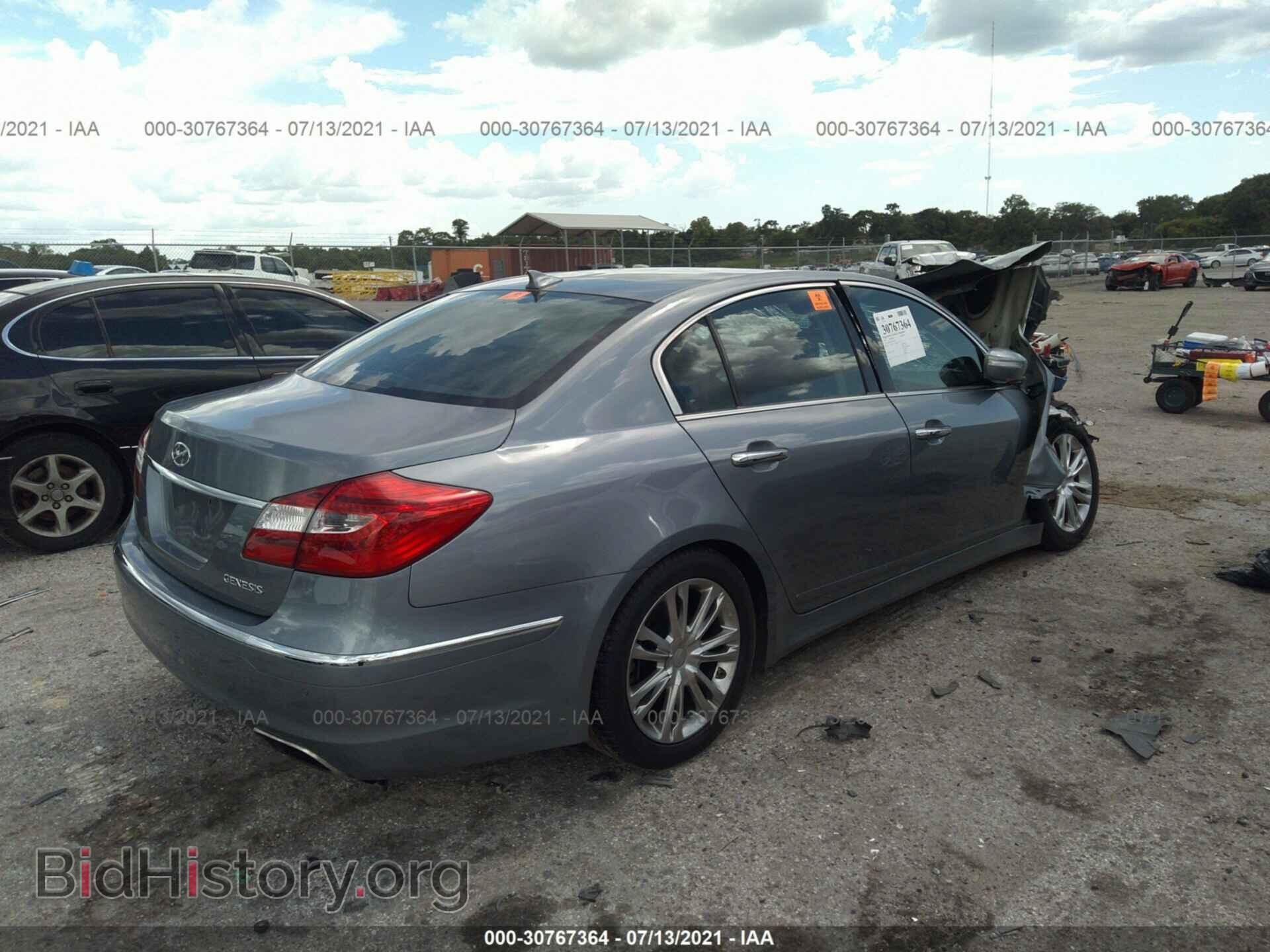 2014 HYUNDAI GENESIS - VIN: KMHGC4DD8EU260524 - Фото 4
