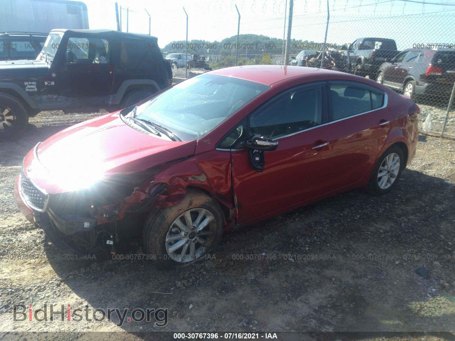 2017 KIA FORTE - VIN: 3KPFL4A71HE126813 - Photo 2
