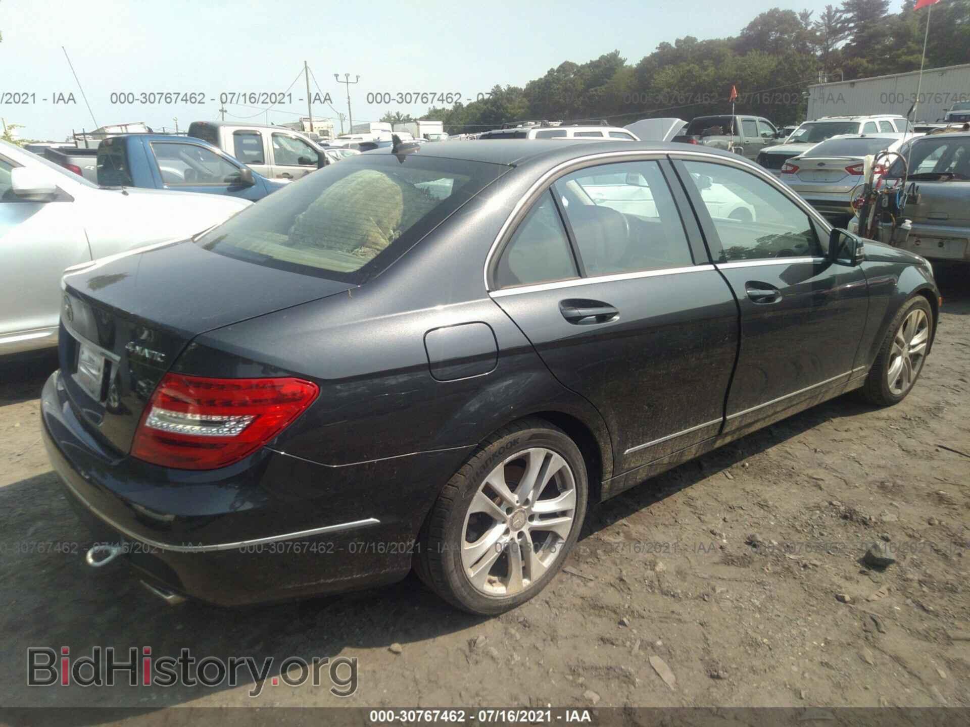 2013 MERCEDES-BENZ C-CLASS - VIN: WDDGF8AB2DR265232 - Фото 4
