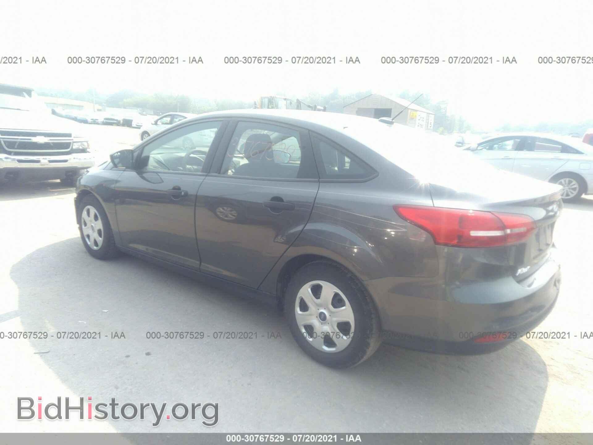2017 FORD FOCUS - VIN: 1FADP3E21HL311302 - Photo 3