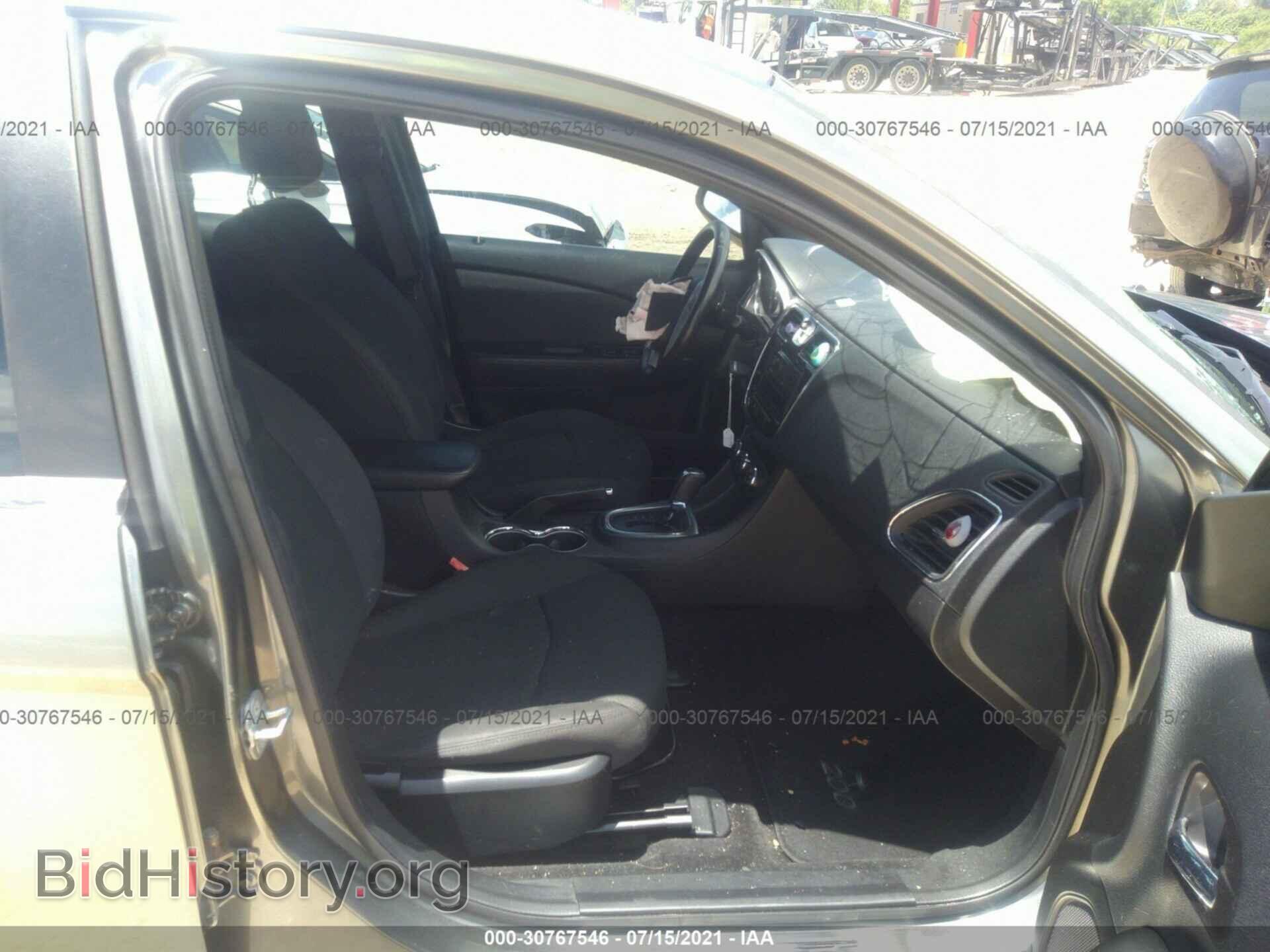2012 CHRYSLER 200 - VIN: 1C3CCBBB0CN180736 - Photo 5
