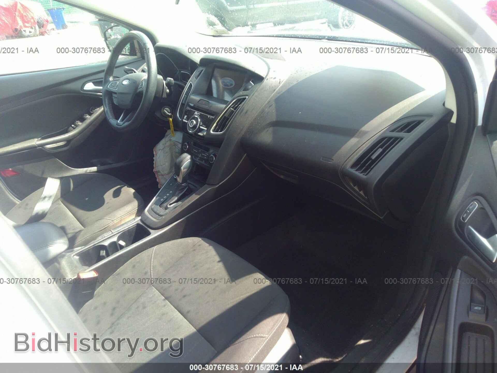 2017 FORD FOCUS - VIN: 1FADP3H22HL243765 - Photo 5