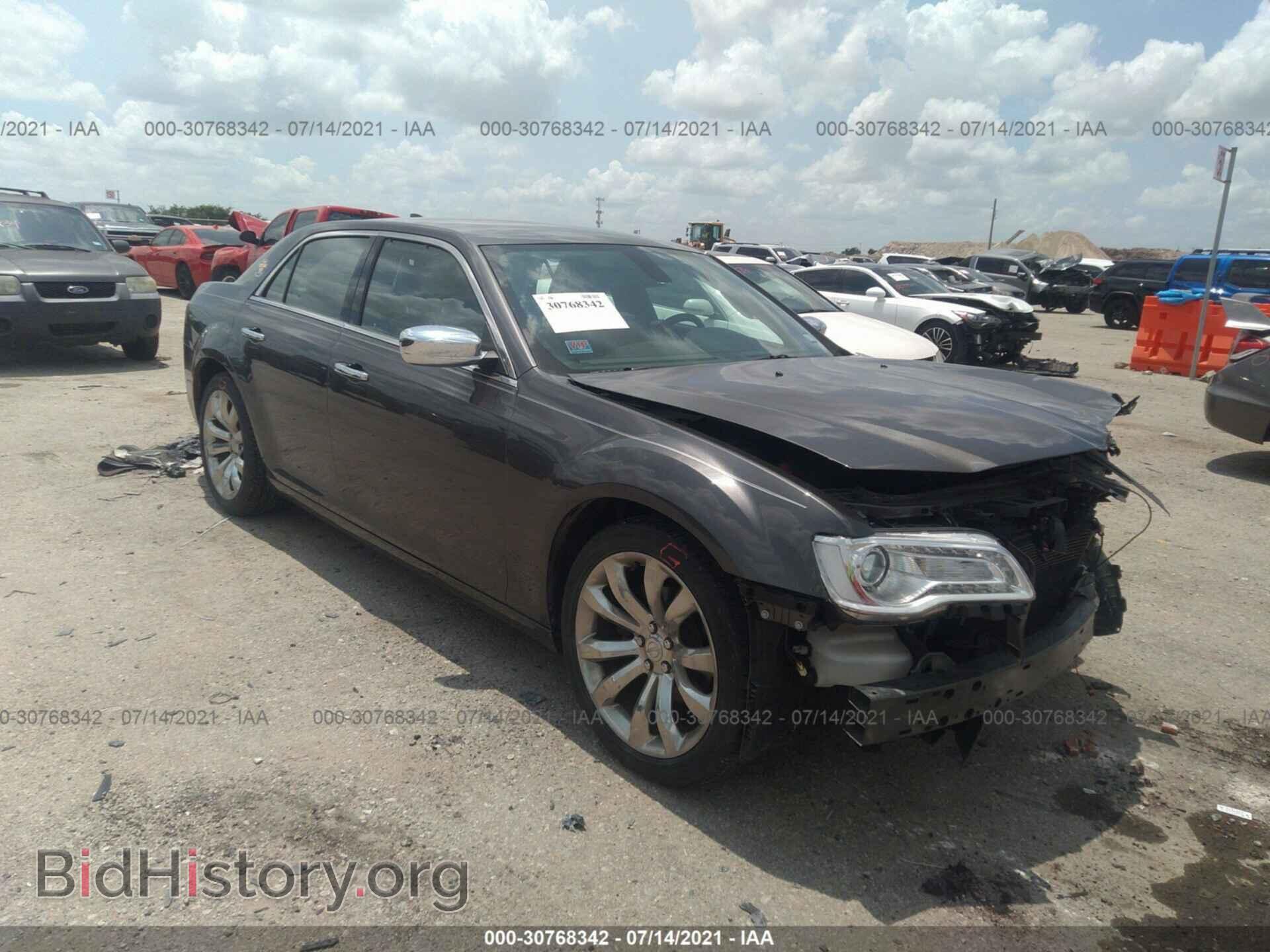 Photo 2C3CCAEG9KH538795 - CHRYSLER 300 2019