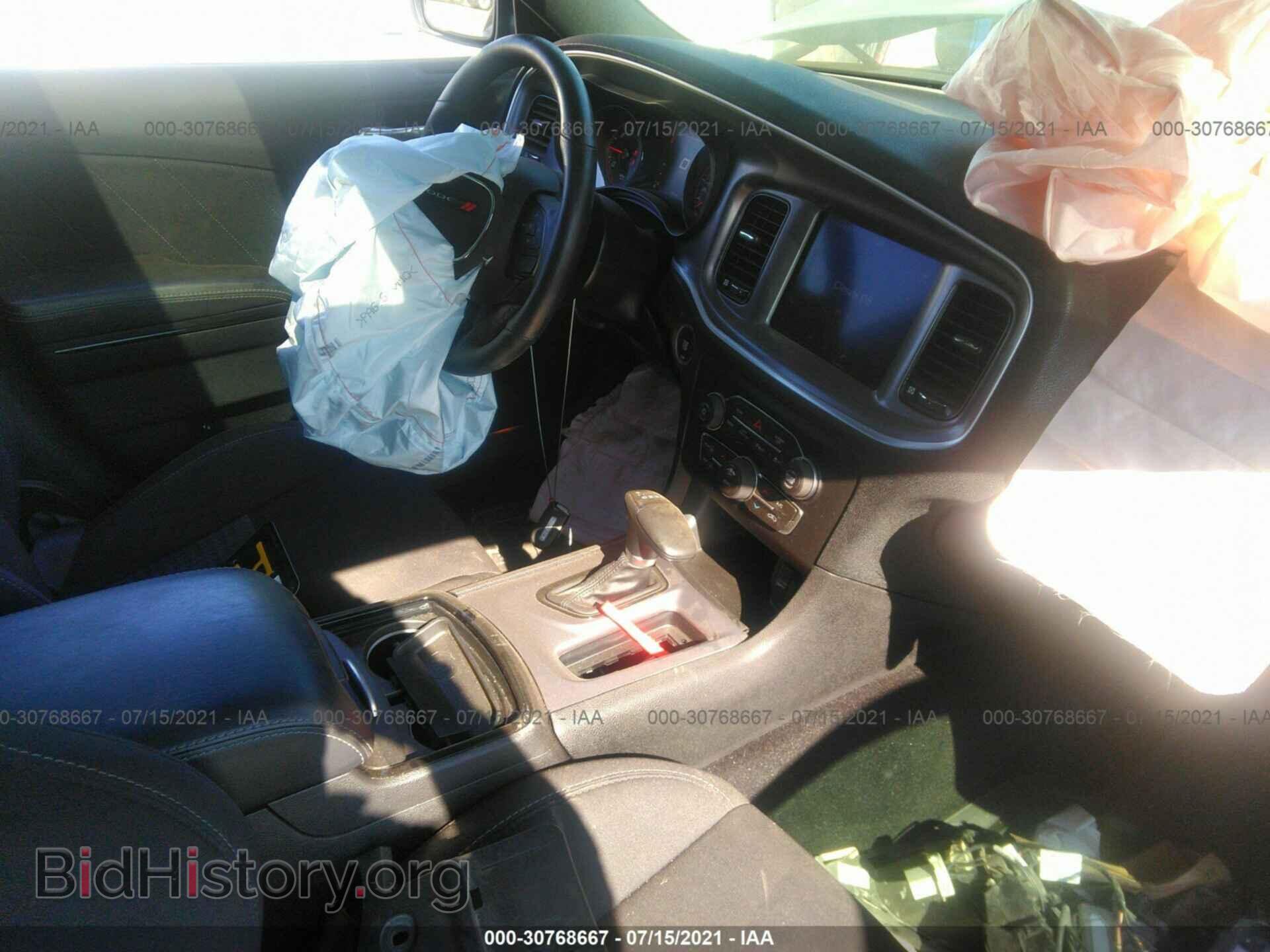 2019 DODGE CHARGER - VIN: 2C3CDXCTXKH584197 - Фото 5