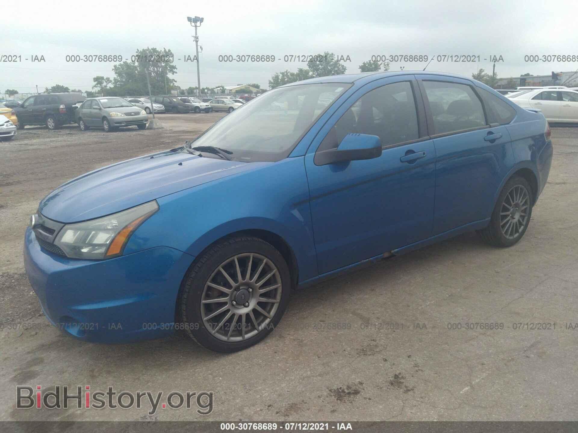 2011 FORD FOCUS - VIN: 1FAHP3GN8BW113427 - Фото 2