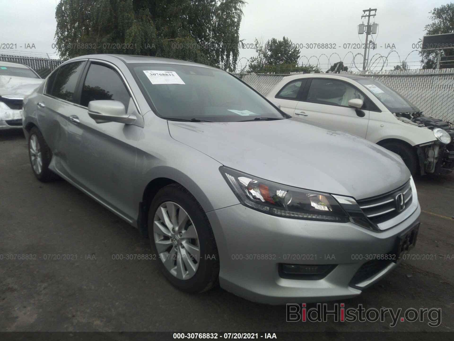 Фотография 1HGCR2F80FA173999 - HONDA ACCORD SEDAN 2015