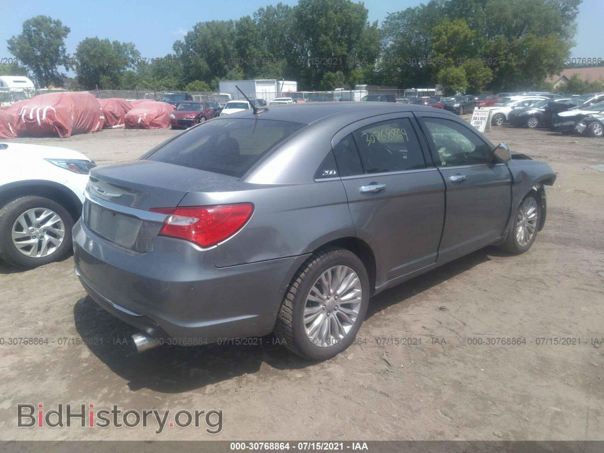 2012 CHRYSLER 200 - VIN: 1C3CCBCB8CN144761 - Photo 4