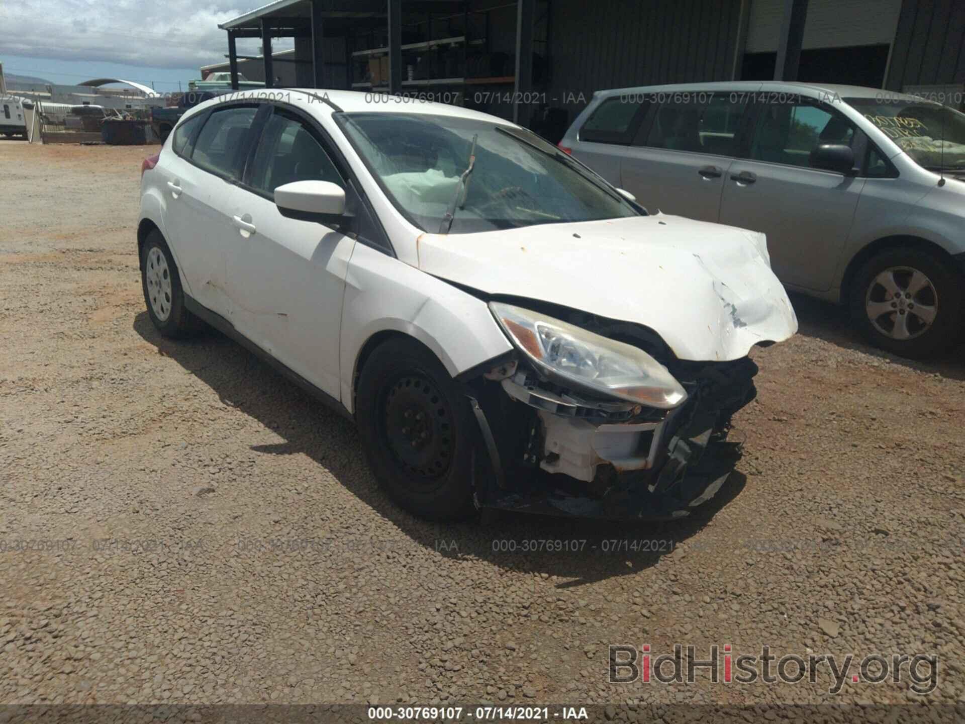 Photo 1FAHP3K26CL285374 - FORD FOCUS 2012