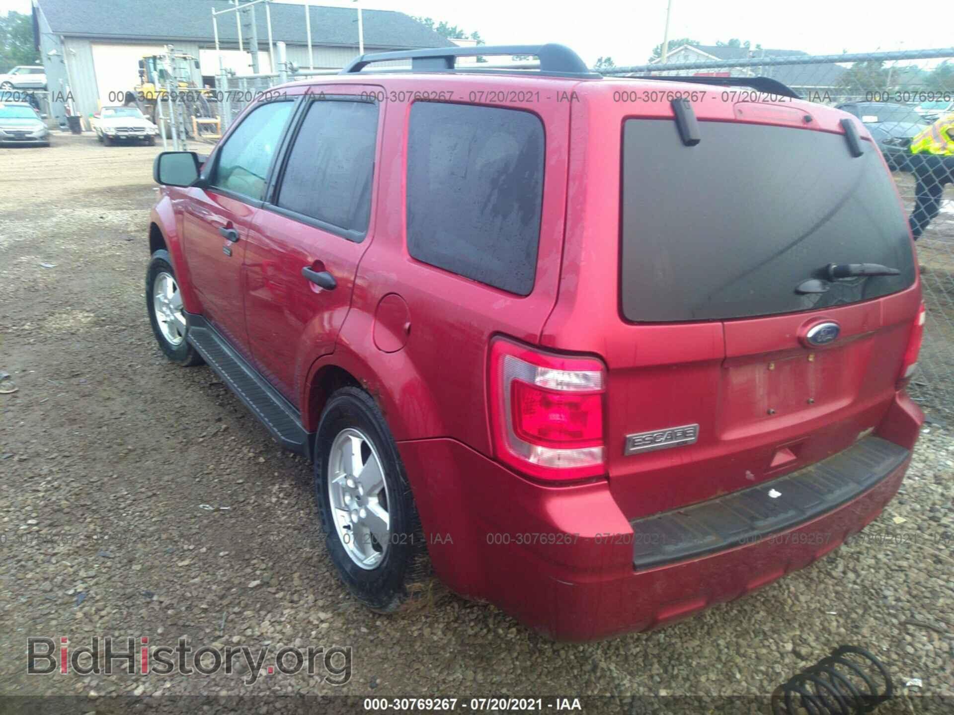 2012 FORD ESCAPE - VIN: 1FMCU0D79CKA27677 - Фото 3