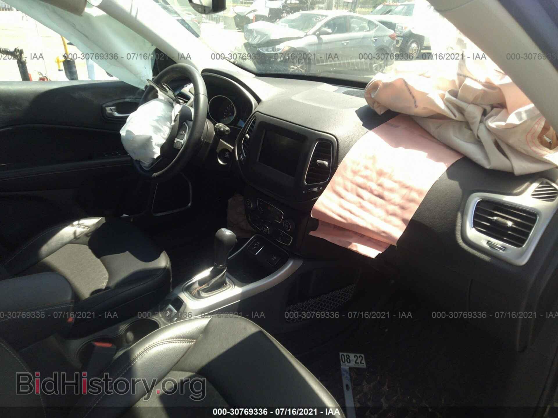 2020 JEEP COMPASS - VIN: 3C4NJCBB7LT242083 - Фото 5