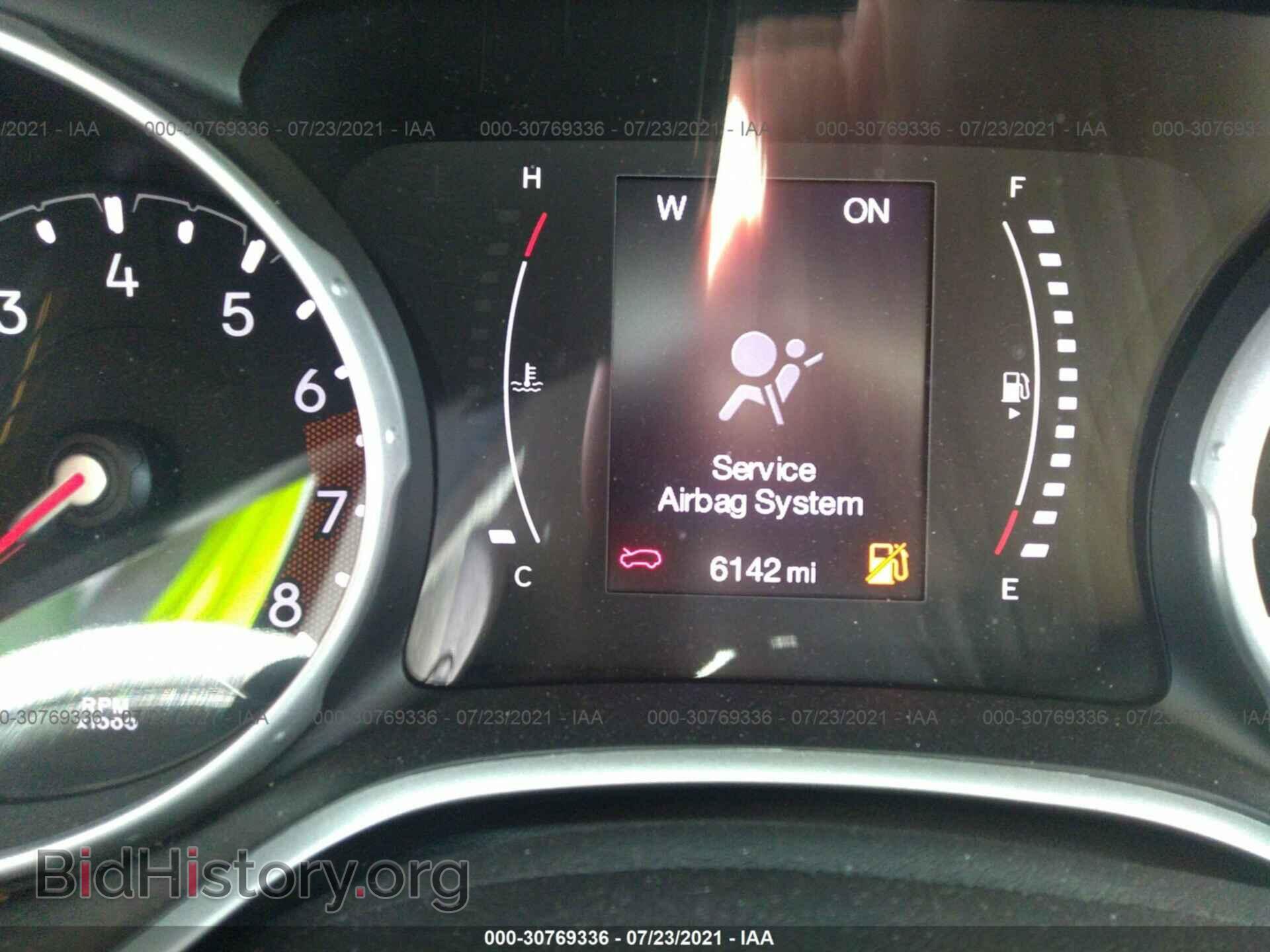 2020 JEEP COMPASS - VIN: 3C4NJCBB7LT242083 - Фото 7