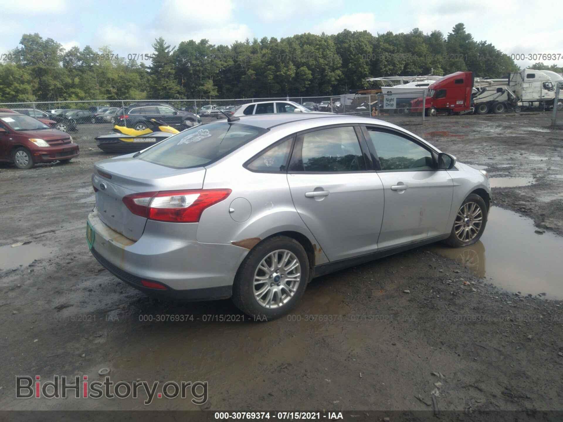 2012 FORD FOCUS - VIN: 1FAHP3F28CL123465 - Photo 4