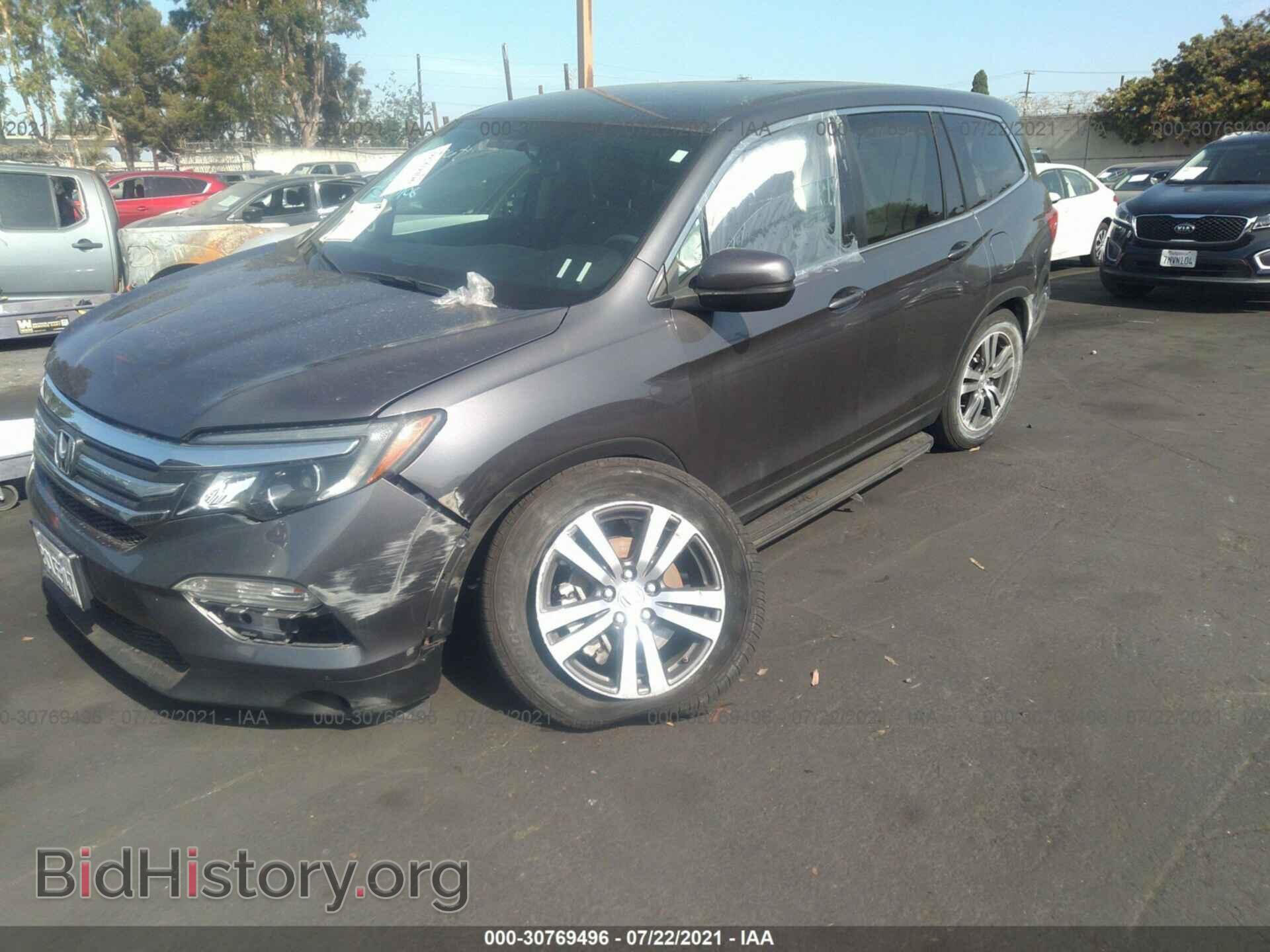 2017 HONDA PILOT - VIN: 5FNYF5H38HB028641 - Photo 2