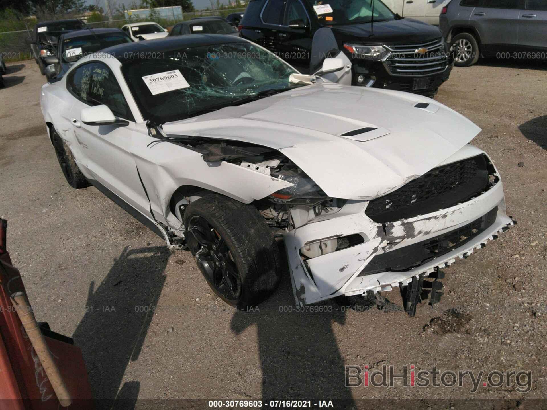 Photo 1FA6P8TH5L5150172 - FORD MUSTANG 2020