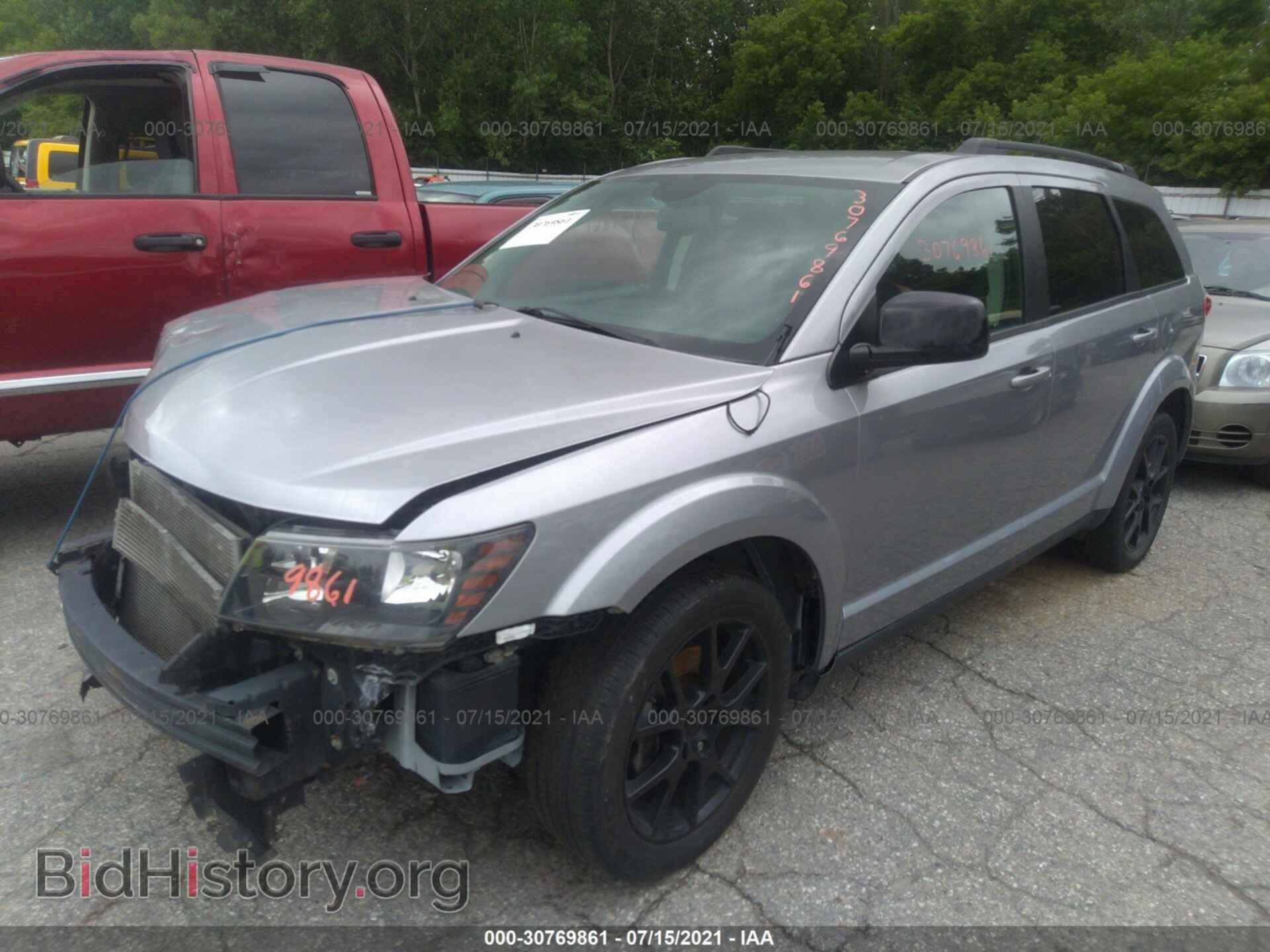 2017 DODGE JOURNEY - VIN: 3C4PDDEG2HT593262 - Фото 2