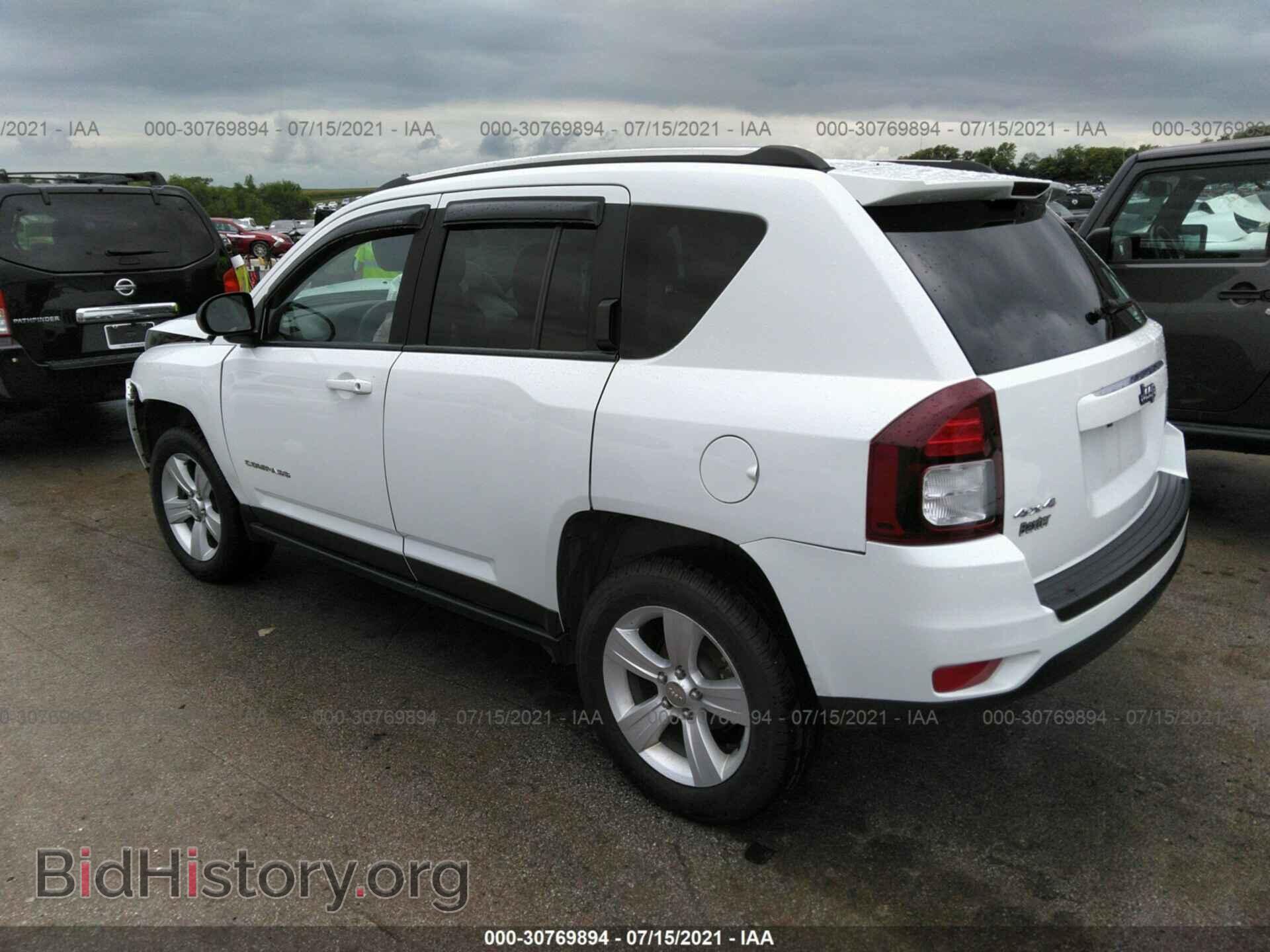 2015 JEEP COMPASS - VIN: 1C4NJDBB2FD257168 - Фото 3