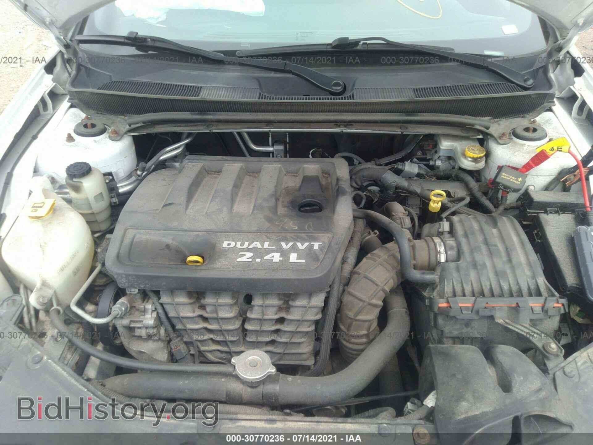 2014 CHRYSLER 200 - VIN: 1C3CCBAB4EN213449 - Фото 10