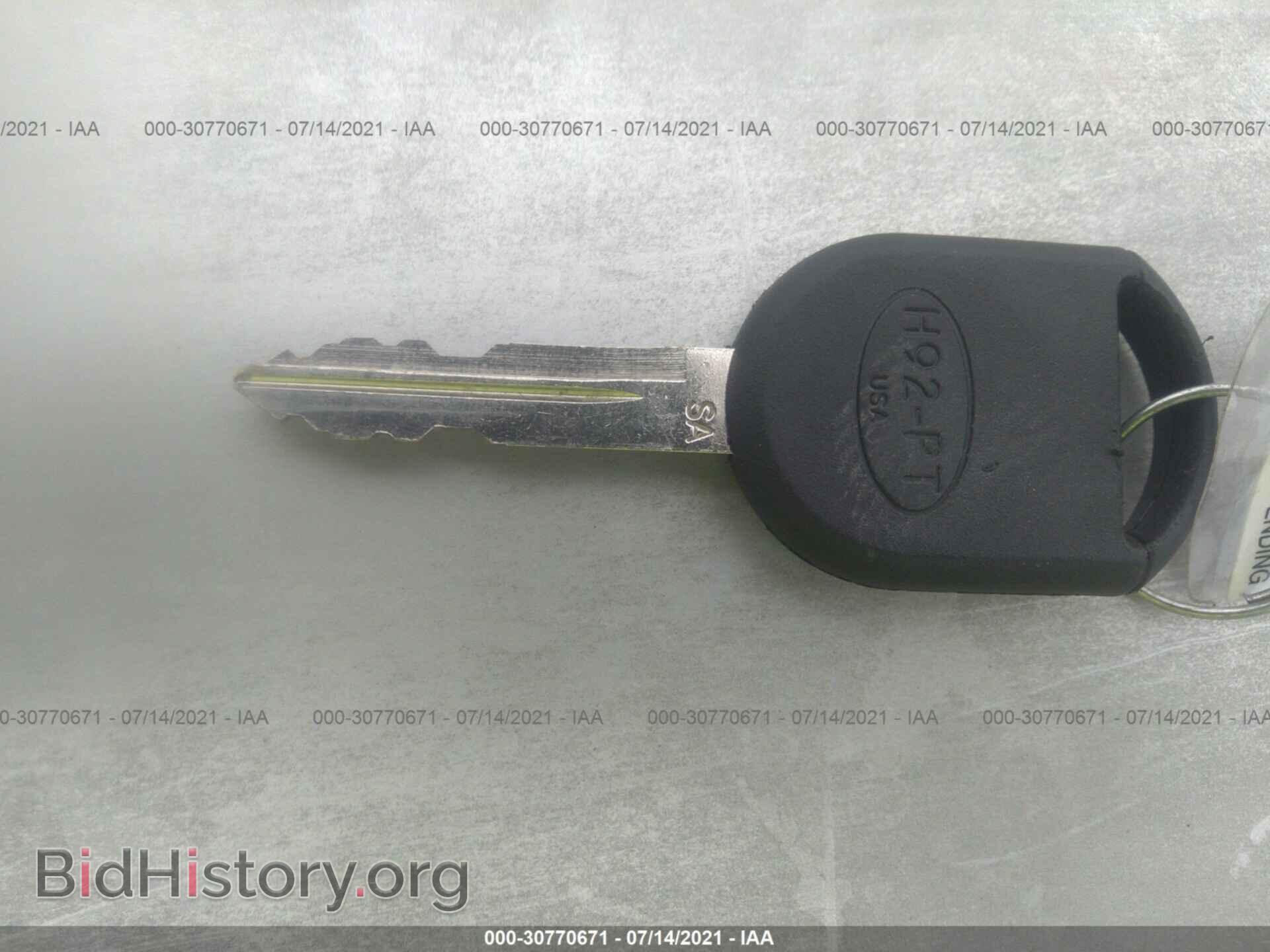 2010 FORD FOCUS - VIN: 1FAHP3FN2AW215452 - Фото 11