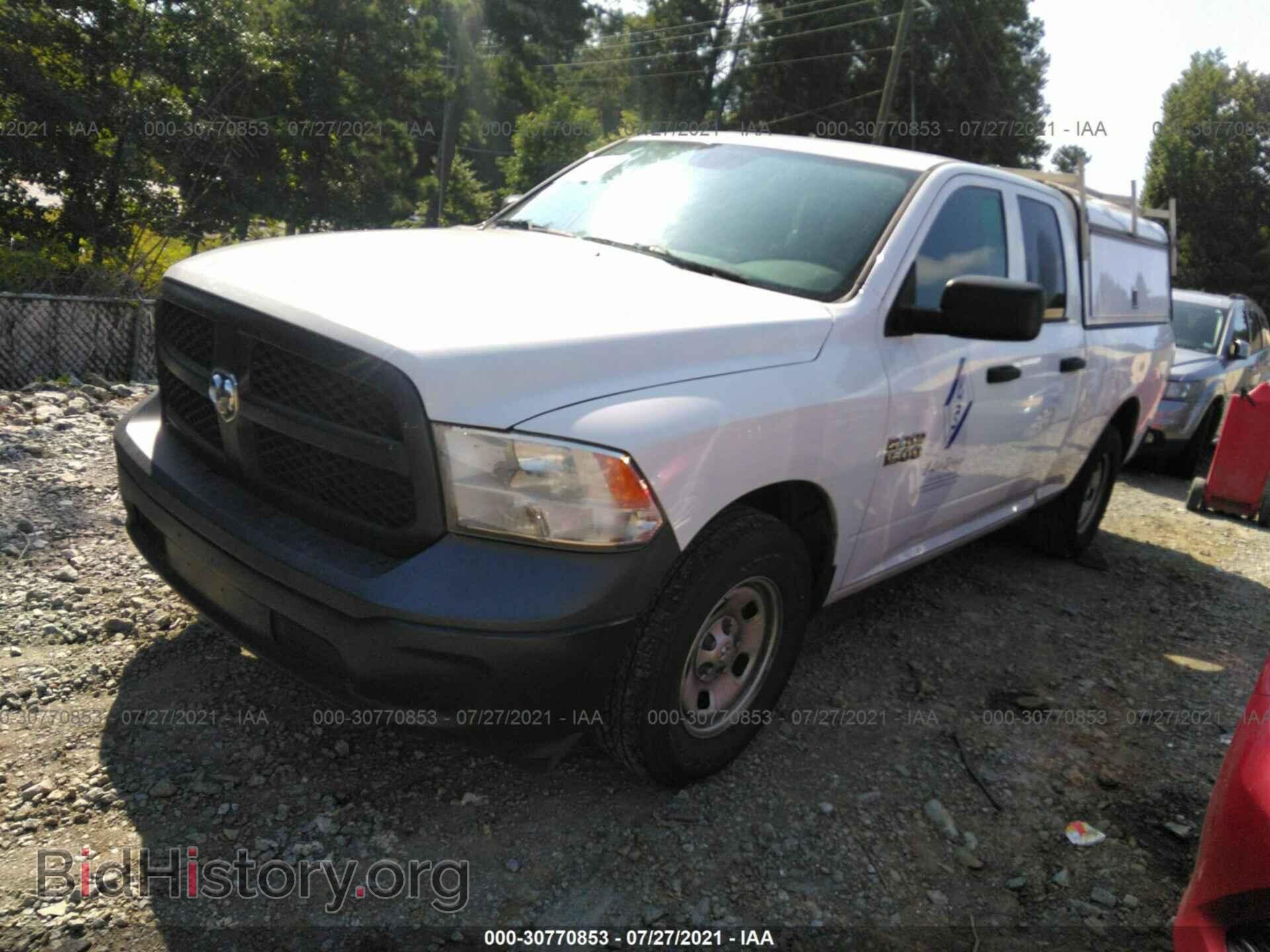 2015 RAM 1500 - VIN: 1C6RR6FG4FS567661 - Photo 2