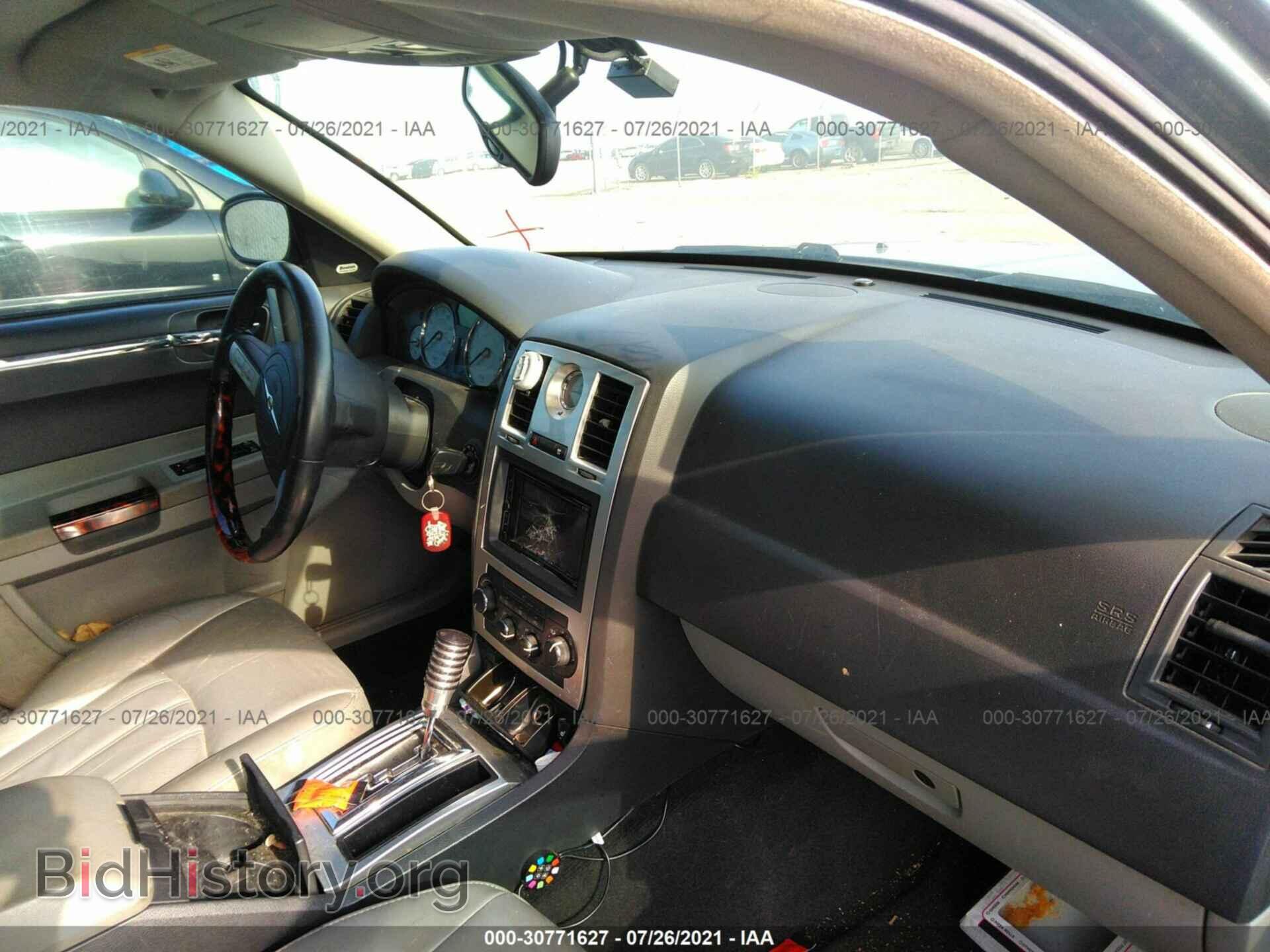 2006 CHRYSLER 300 - VIN: 2C3KA63H66H101059 - Фото 5