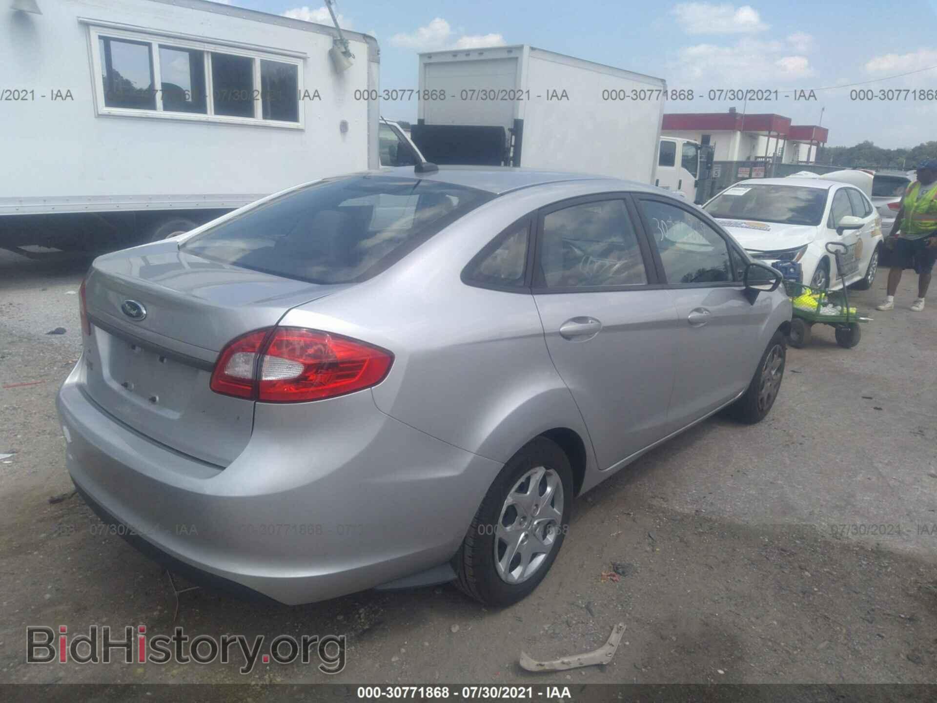2011 FORD FIESTA - VIN: 3FADP4BJ4BM228034 - Фото 4