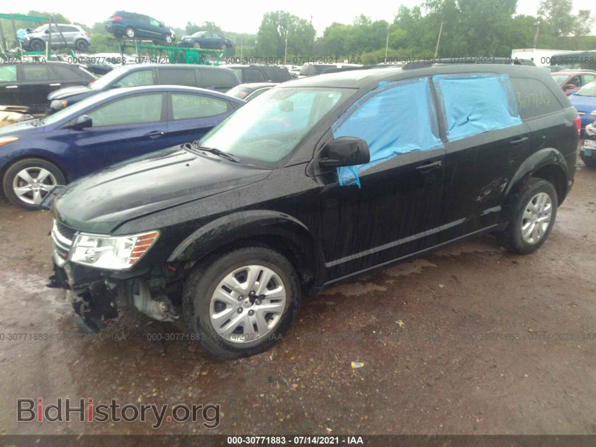 2017 DODGE JOURNEY - VIN: 3C4PDCAB2HT560430 - Photo 2