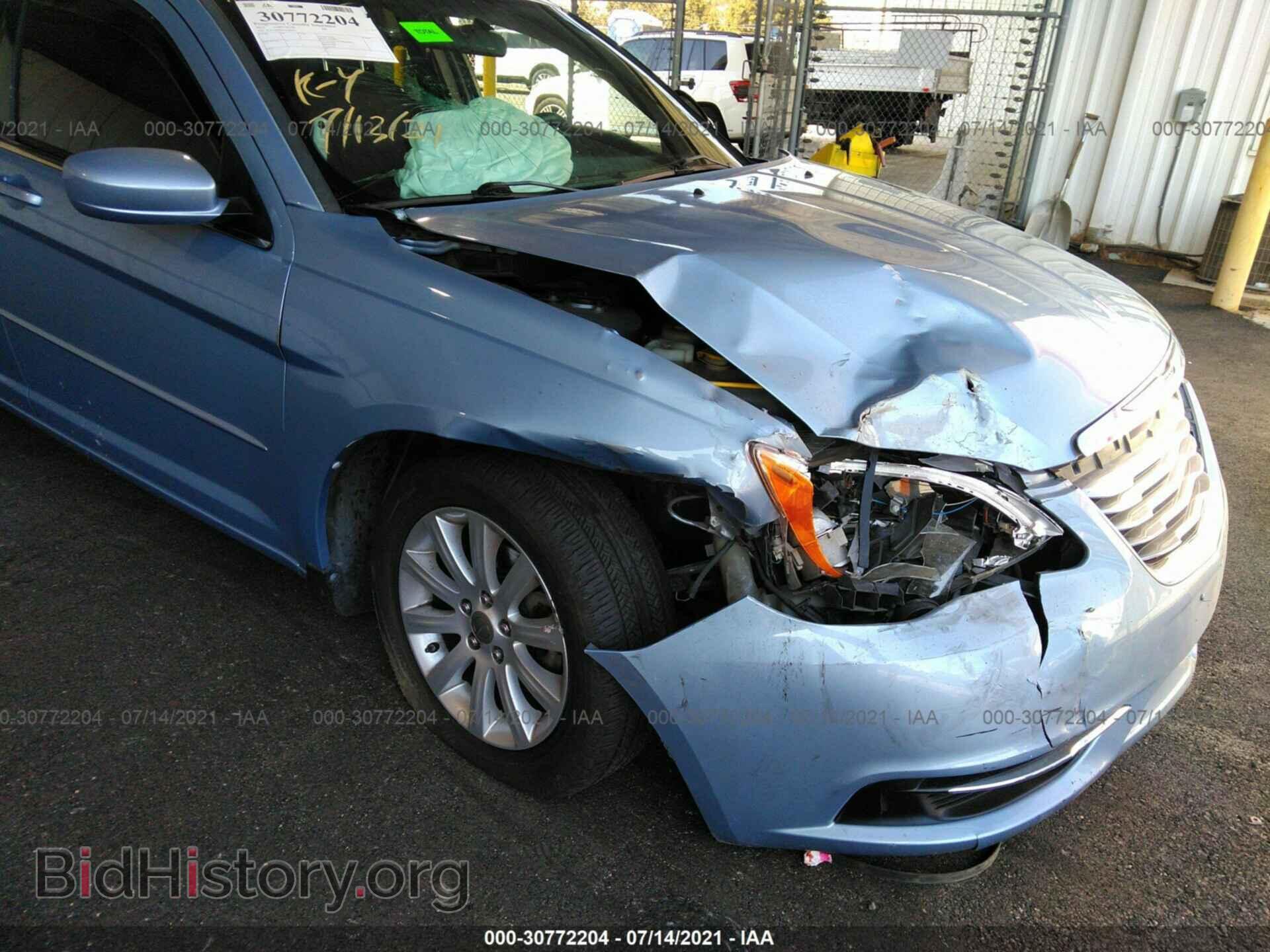 2013 CHRYSLER 200 - VIN: 1C3CCBBB8DN606061 - Photo 6