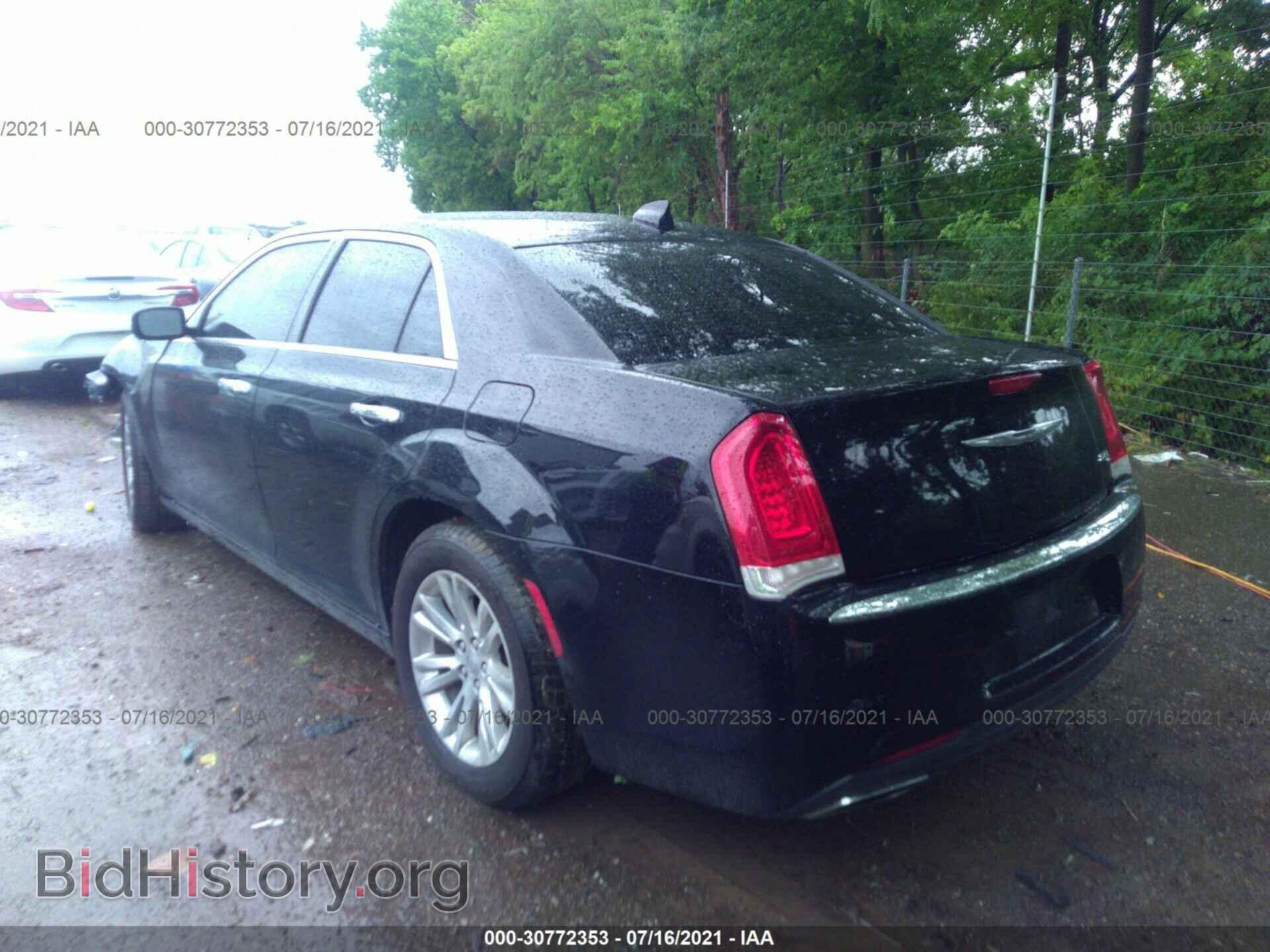 2016 CHRYSLER 300 - VIN: 2C3CCAEG6GH334169 - Фото 3