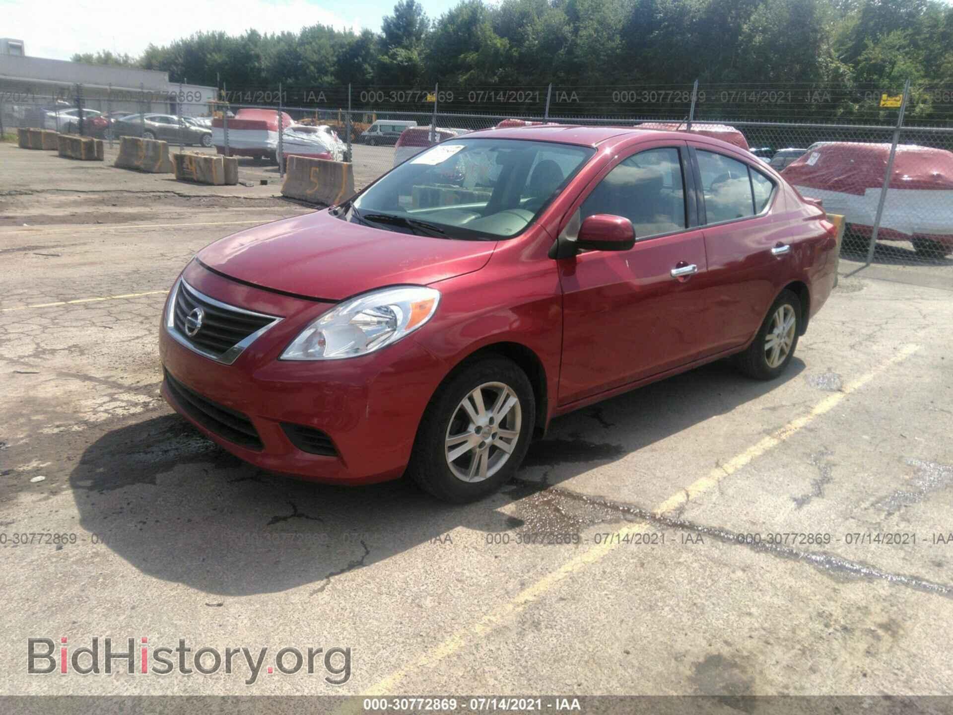 2014 NISSAN VERSA - VIN: 3N1CN7AP1EL833256 - Фото 2