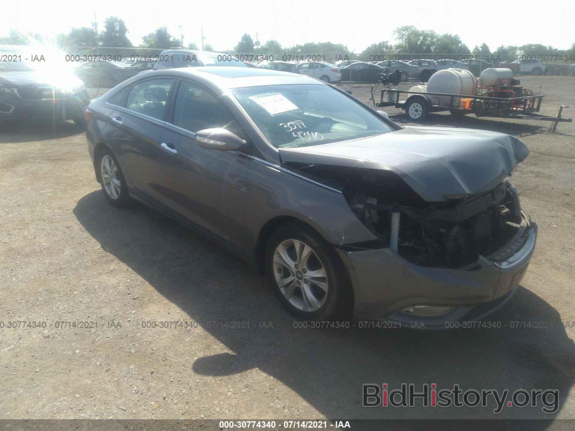 Photo 5NPEC4ACXBH148966 - HYUNDAI SONATA 2011