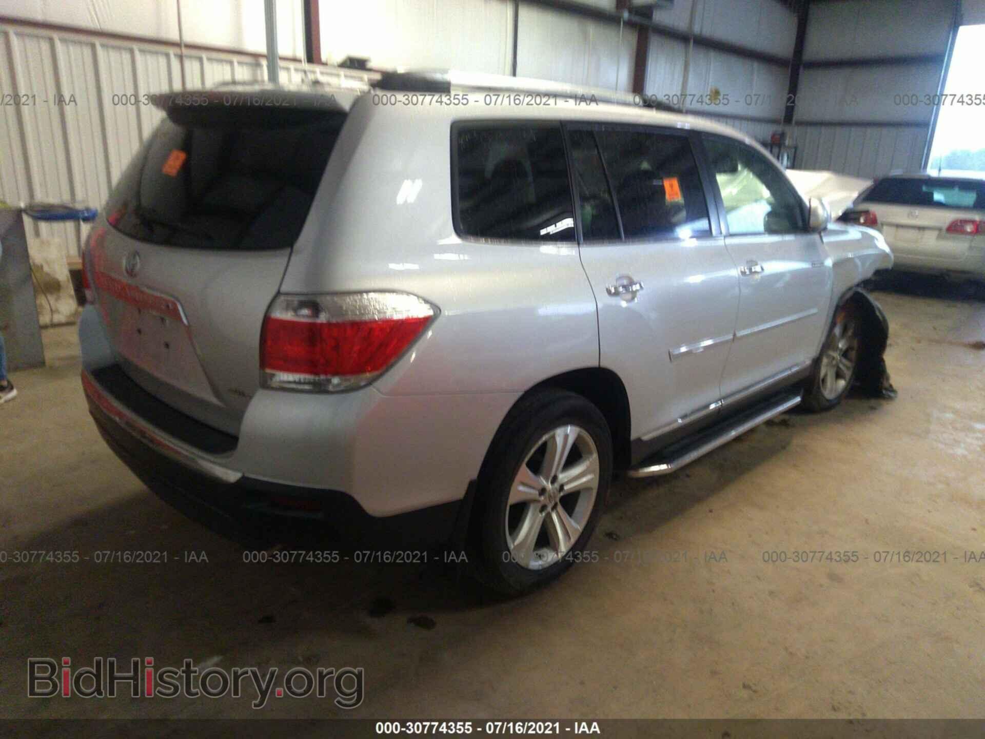 2013 TOYOTA HIGHLANDER - VIN: 5TDDK3EH8DS267739 - Фото 4