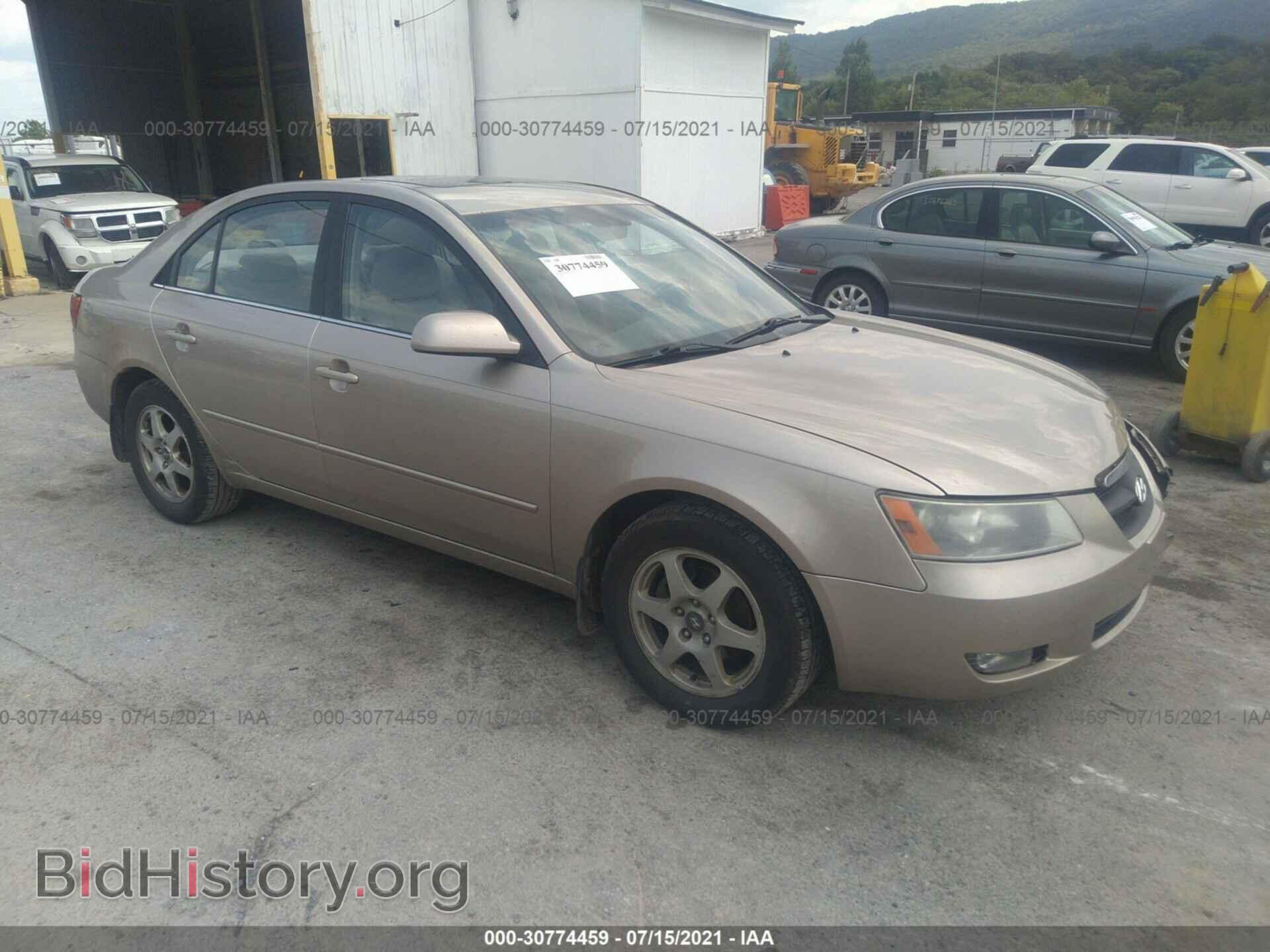 Photo KMHEU46C46A108638 - HYUNDAI SONATA 2006
