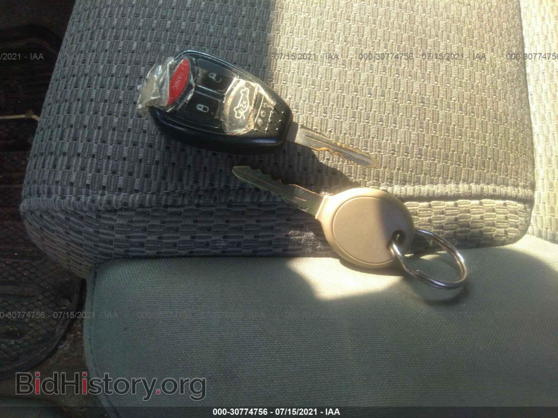 2006 JEEP COMMANDER - VIN: 1J8HG48N16C100520 - Фото 11