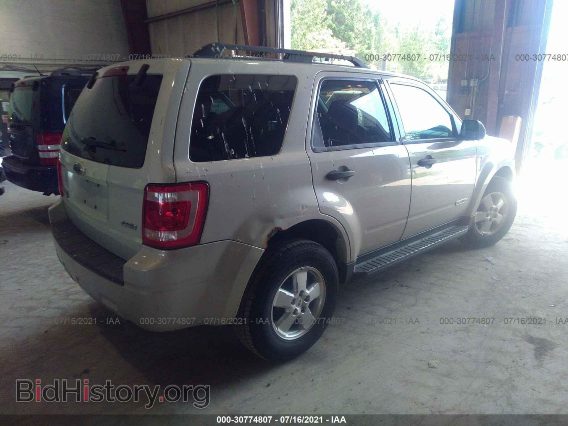 2008 FORD ESCAPE - VIN: 1FMCU93128KB46437 - Фото 4