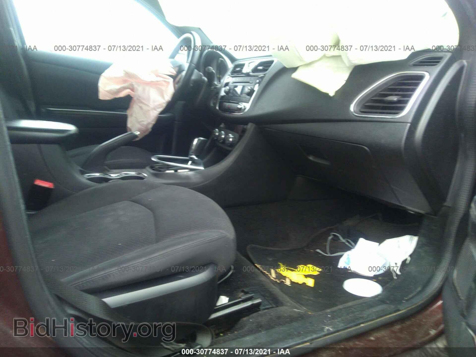 2013 CHRYSLER 200 - VIN: 1C3CCBBB4DN701944 - Фото 5