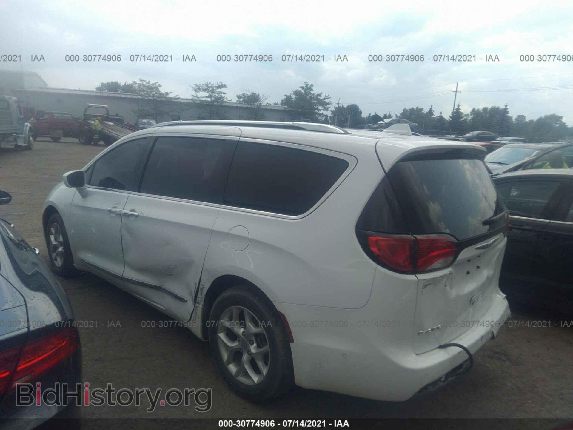 2017 CHRYSLER PACIFICA - VIN: 2C4RC1EG5HR577795 - Фото 3