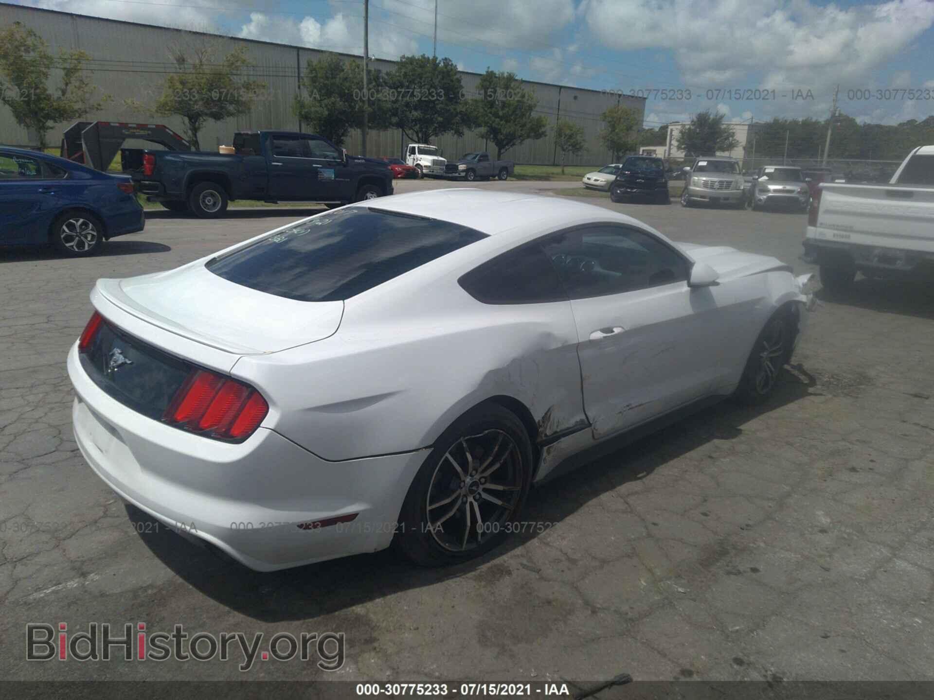 2017 FORD MUSTANG - VIN: 1FA6P8TH1H5228437 - Фото 4