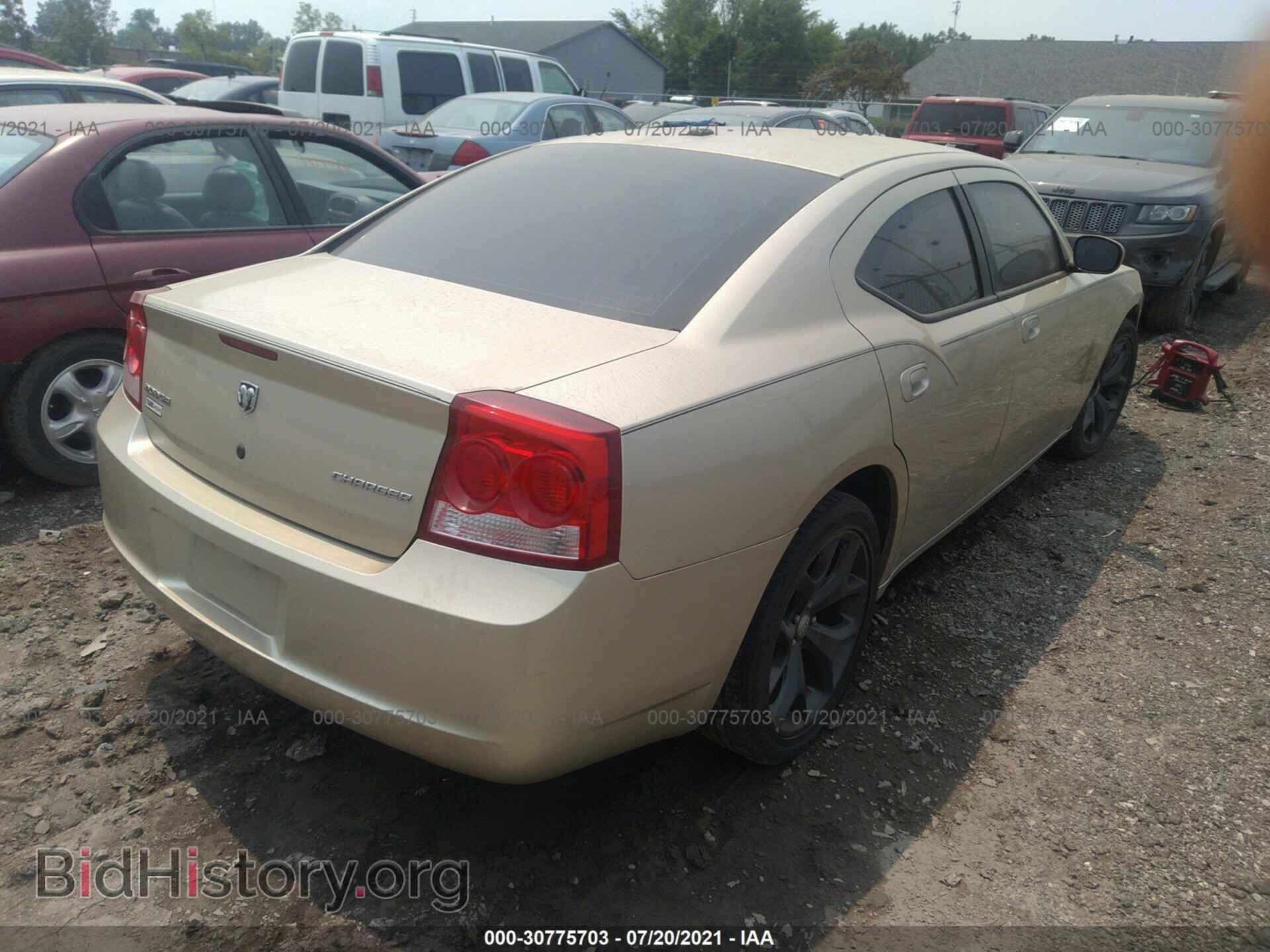 2010 DODGE CHARGER - VIN: 2B3CA4CD1AH214834 - Фото 4